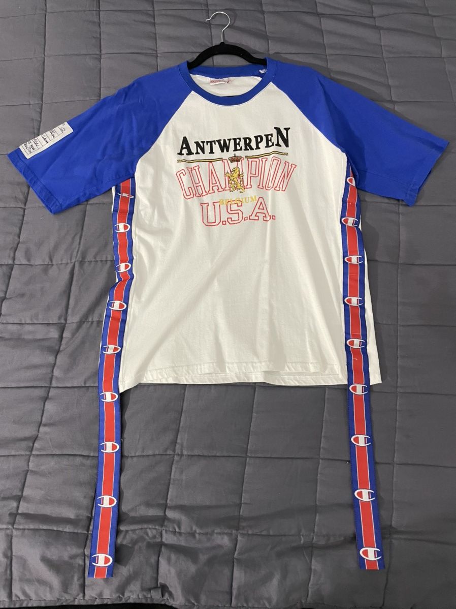 Vetements Champion Tee offers