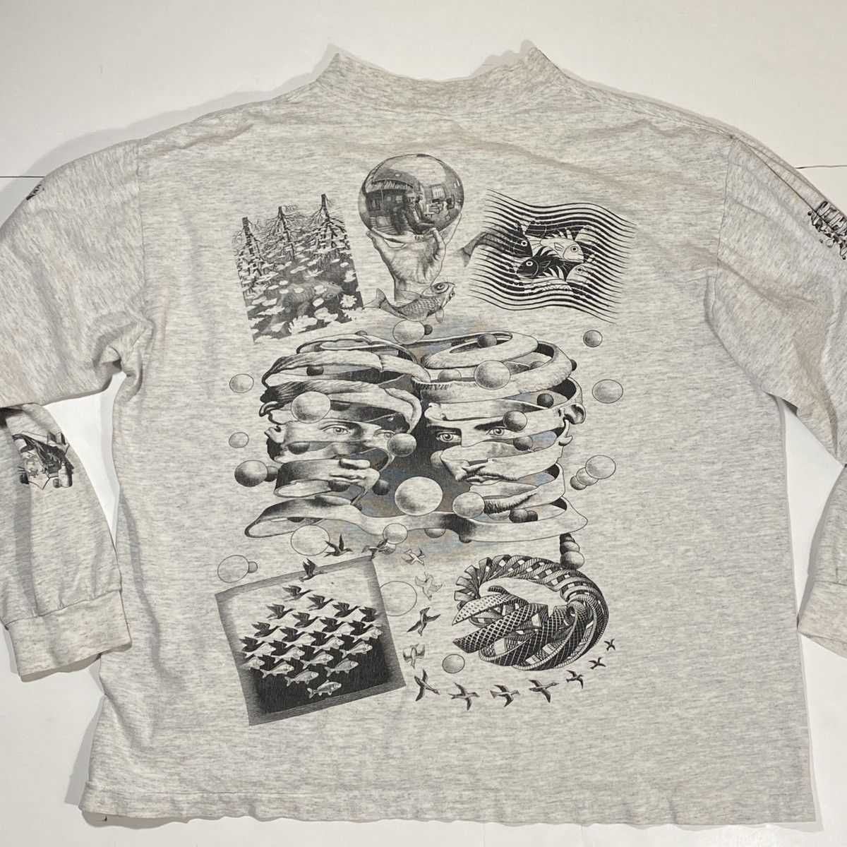 Vintage 91’ MC Escher Long Sleeve Tee Size US L / EU 52-54 / 3 - 5 Thumbnail