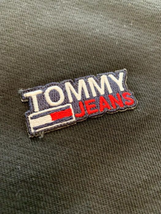 Tommy Hilfiger Deadstock Tommy Hilfiger Tommy Jeans Crewneck Sweatshirt Size US XL / EU 56 / 4 - 3 Thumbnail