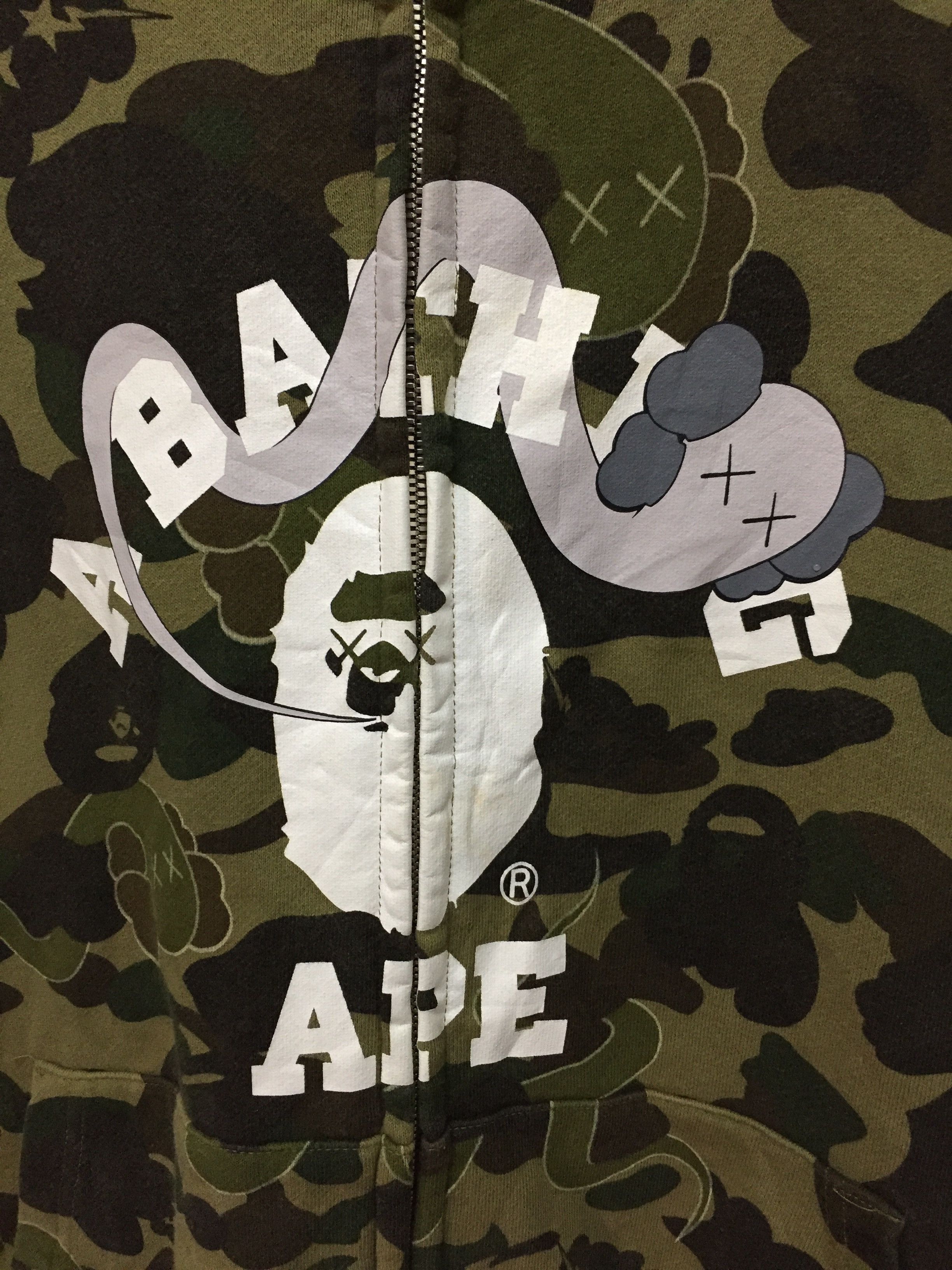 Bape × Kaws 2005 bape Kaws 1st camo crazy college logo full zip hoodie Size US M / EU 48-50 / 2 - 4 Thumbnail