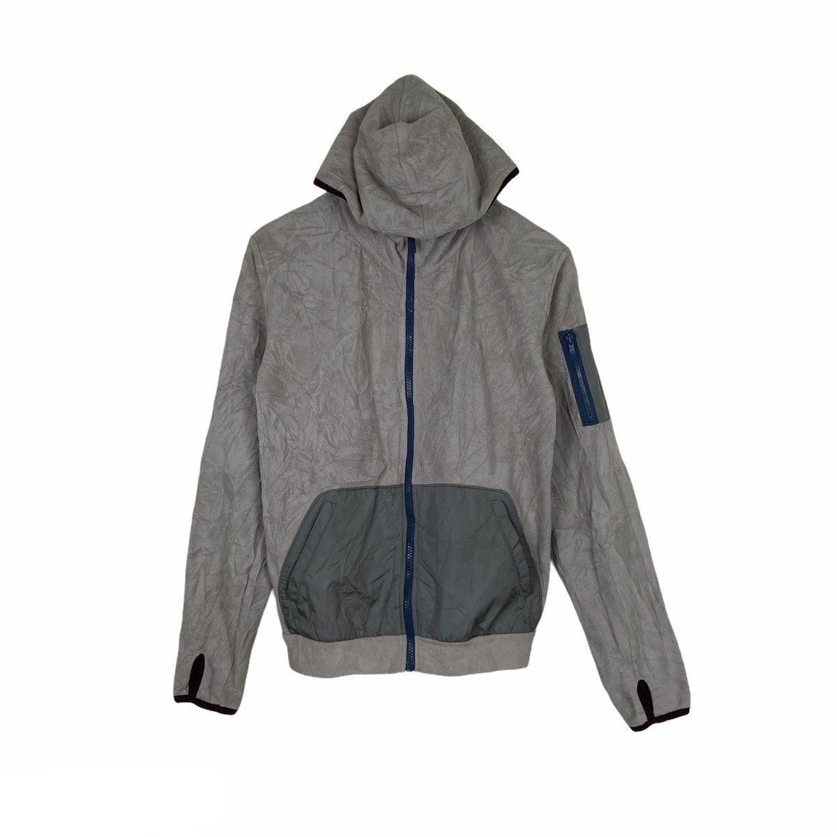 Undercover × Uniqlo Uniqlo Undercover Zip Up Hoodie Size US S / EU 44-46 / 1 - 1 Thumbnail