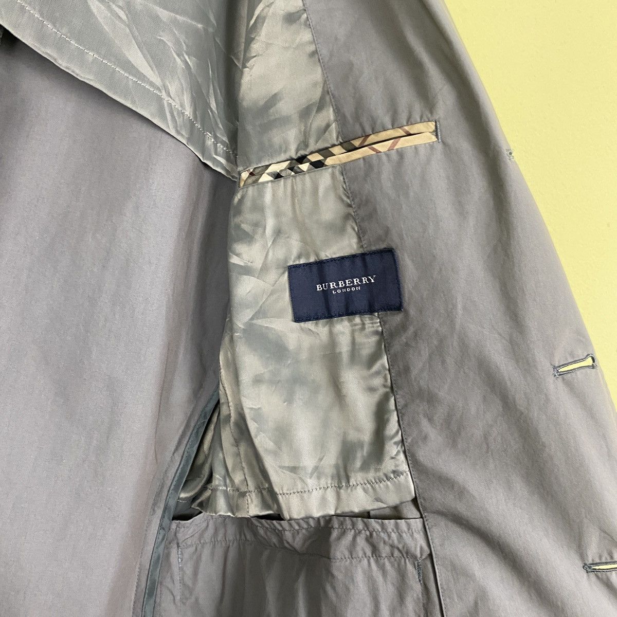 Burberry Burberry Light Jacket Size US M / EU 48-50 / 2 - 9 Thumbnail