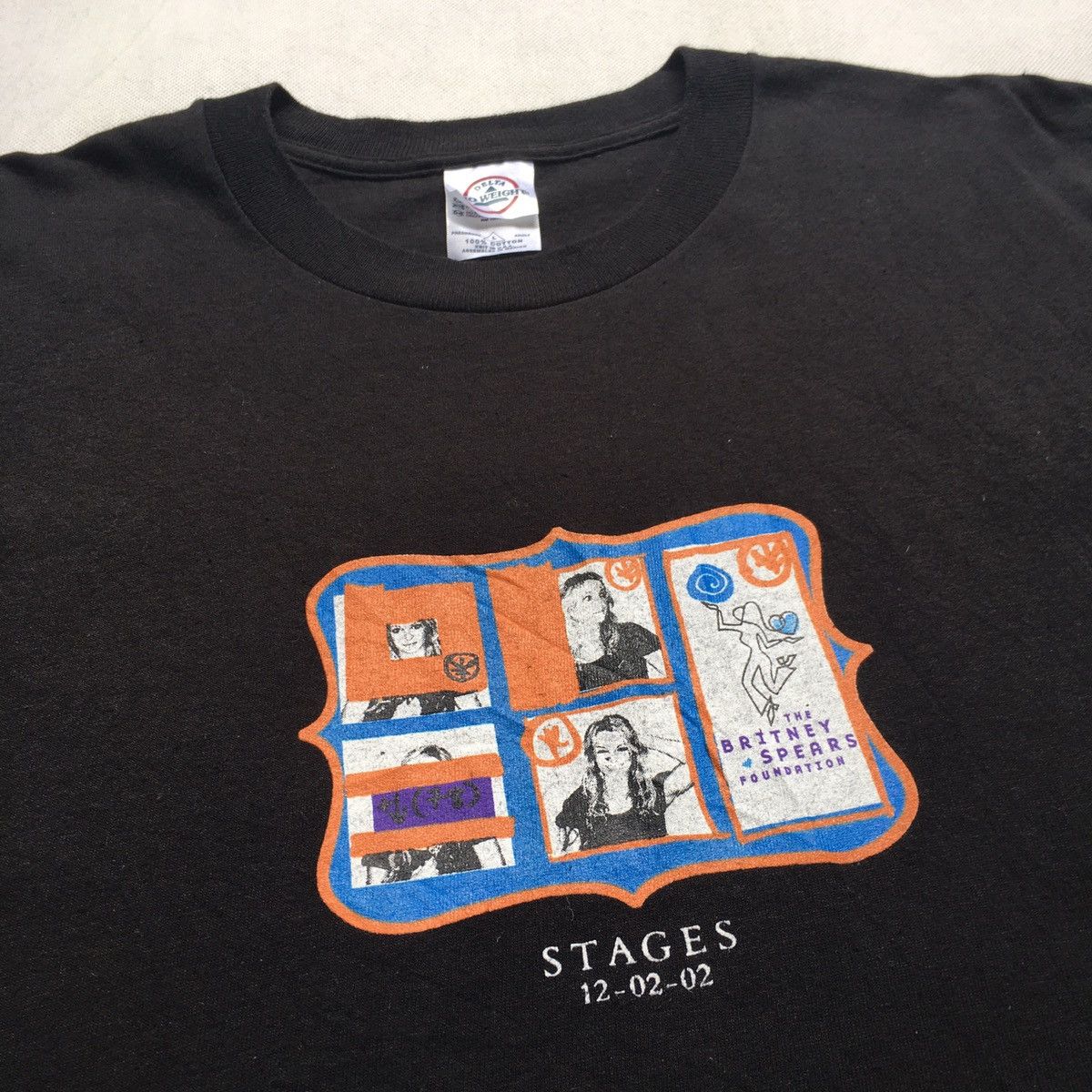 Band Tees Vintage Britney Spears Stages Tour Tee Size US L / EU 52-54 / 3 - 4 Thumbnail