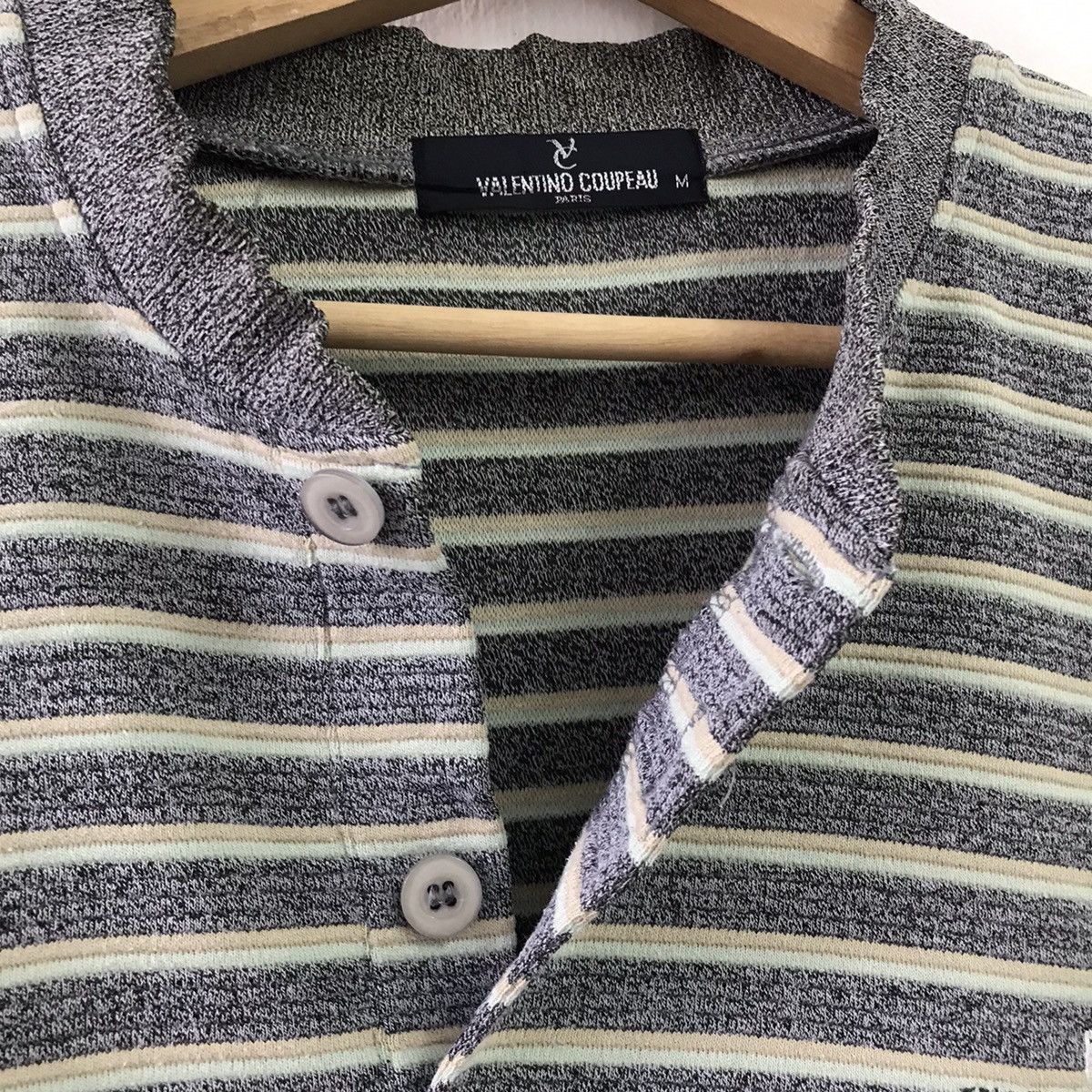 Designer × Valentino × Vintage Valentino Coupeau Button Up Crewneck Sweatshirt Size M Size US M / EU 48-50 / 2 - 6 Thumbnail