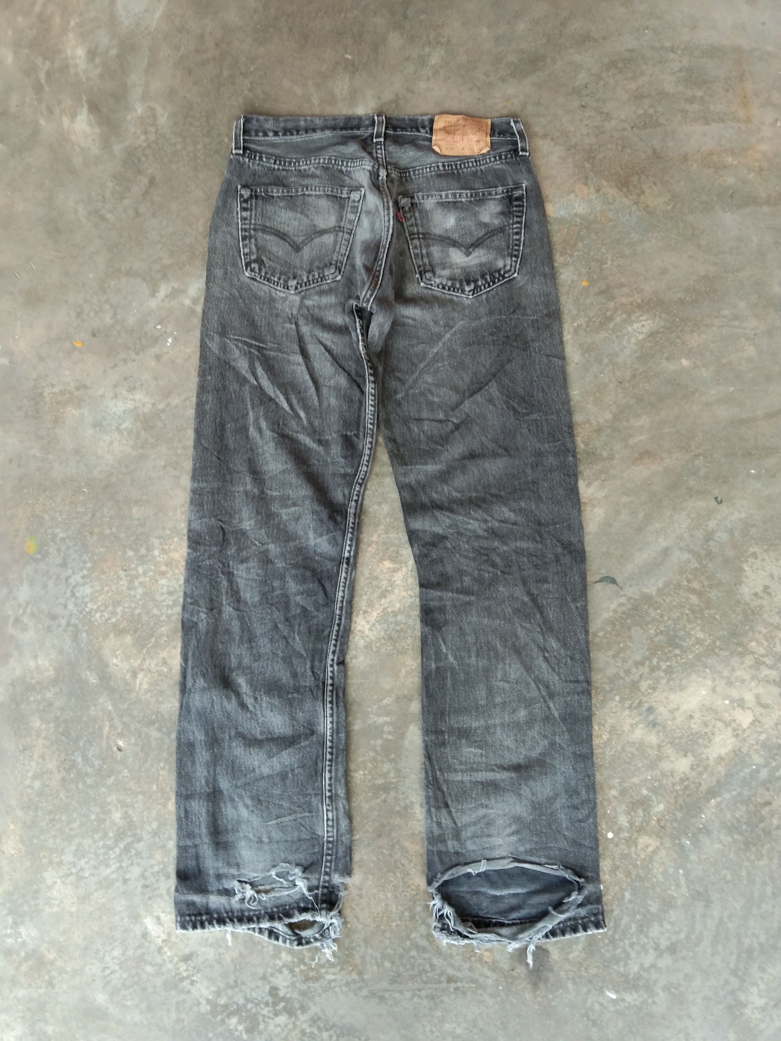 Levi's 90s Distressed Faded Black Vintage Levi's 501 Jeans USA Size US 30 / EU 46 - 2 Thumbnail
