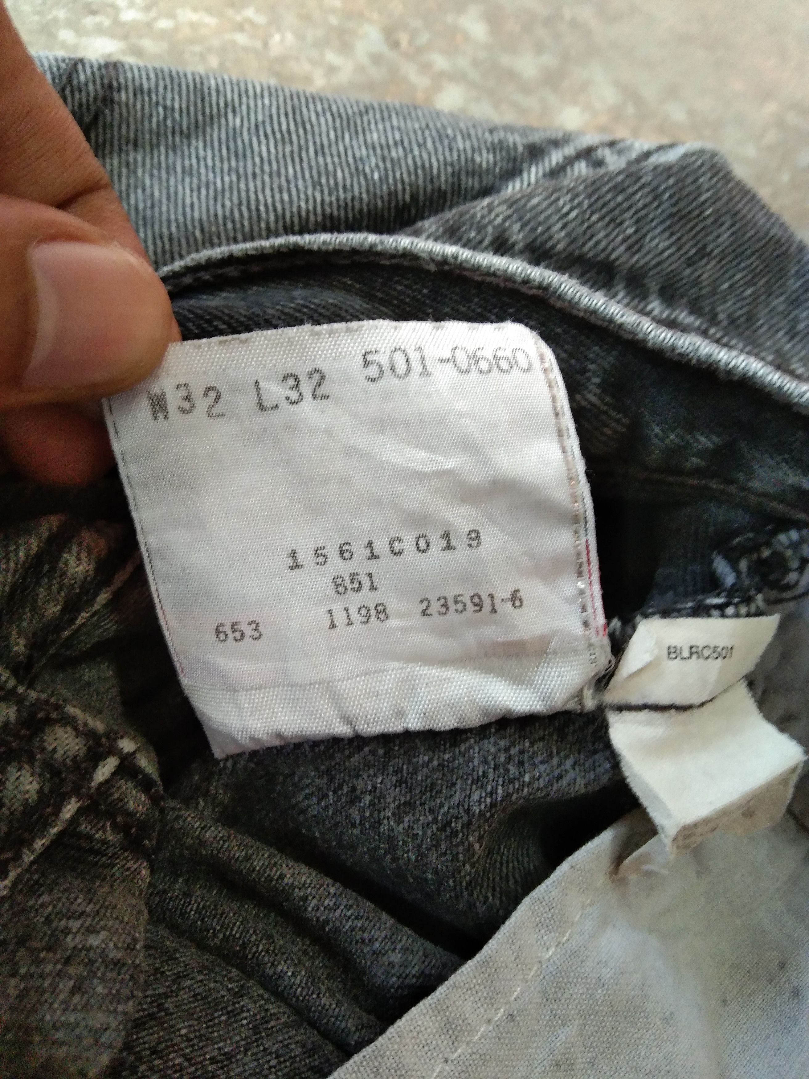 Levi's 90s Distressed Faded Black Vintage Levi's 501 Jeans USA Size US 30 / EU 46 - 9 Thumbnail
