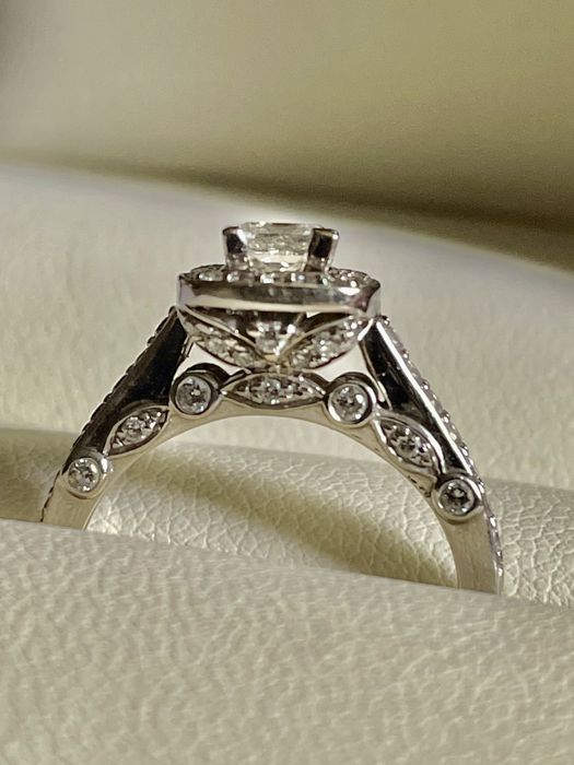 4000 on sale engagement ring