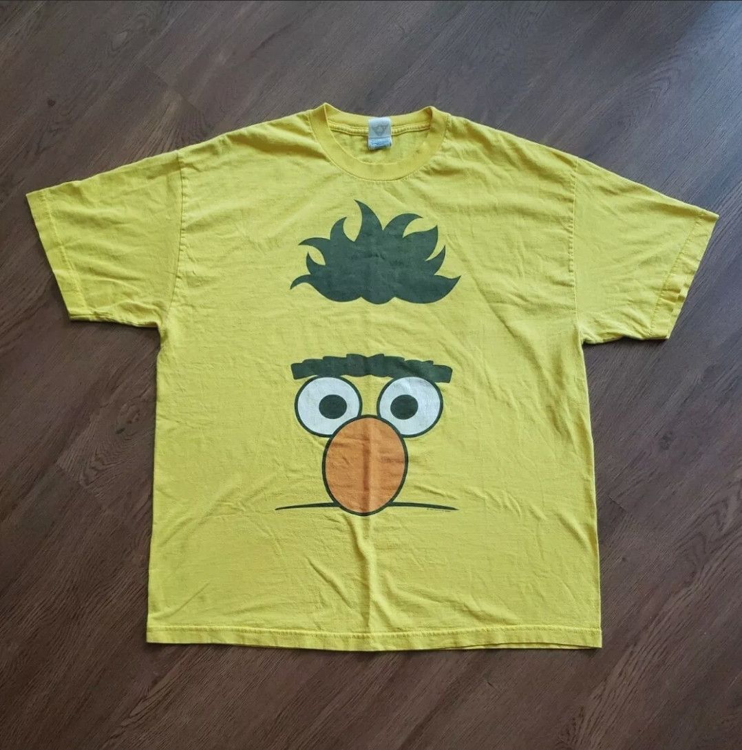 Vintage 2007 TV Show Yellow Bert Face Sesame Street T-Shirt | Grailed