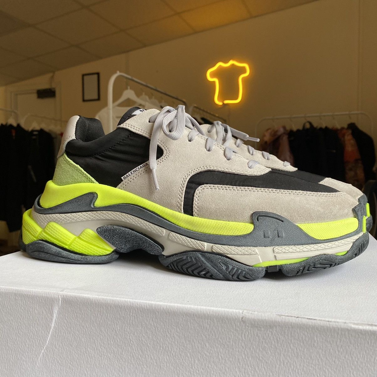 Transistor handicappet avis Balenciaga Triple S V2 Neon Green/ Grey Sneakers | Grailed