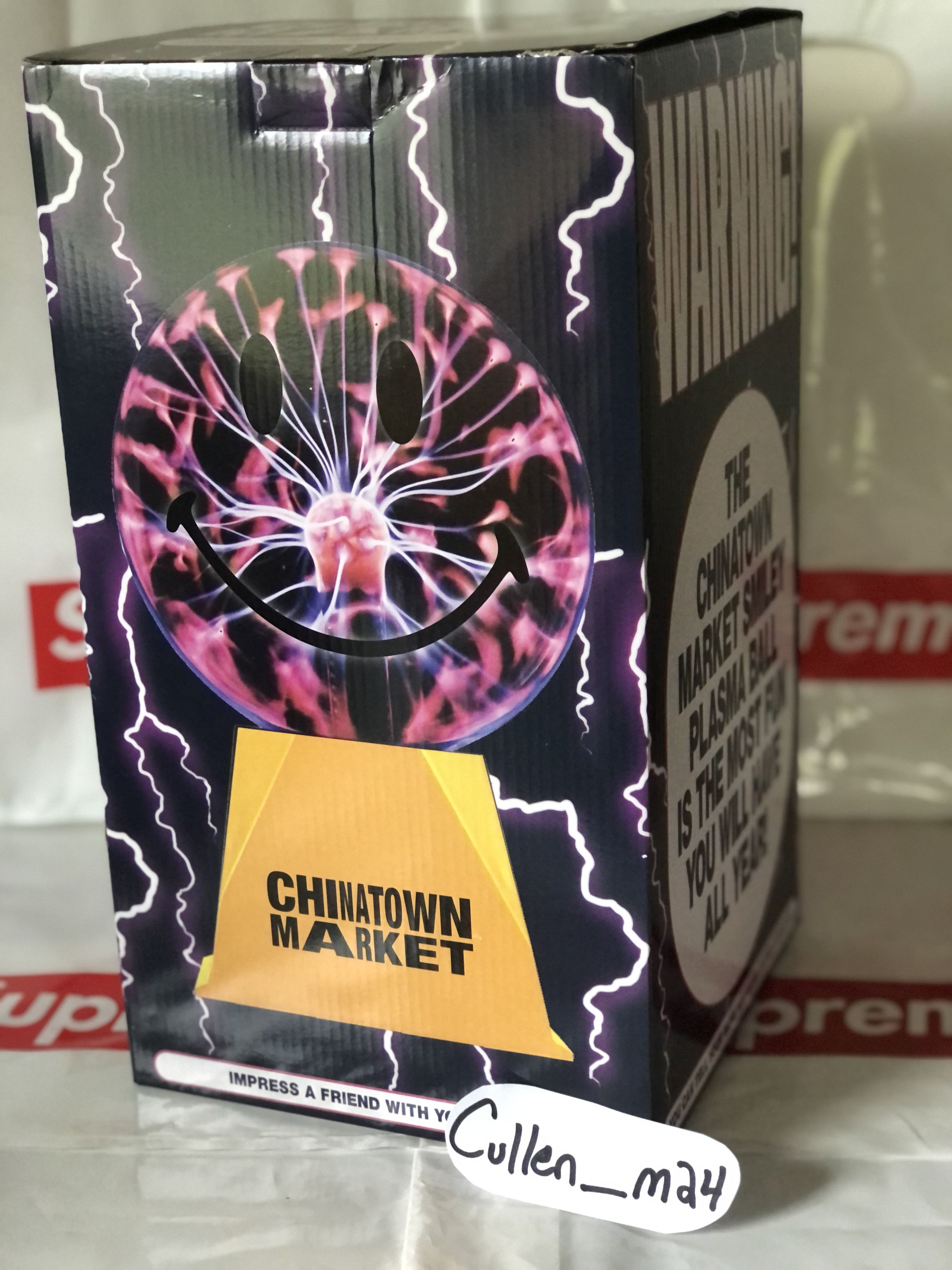 Chinatown Market Plasma Ball
