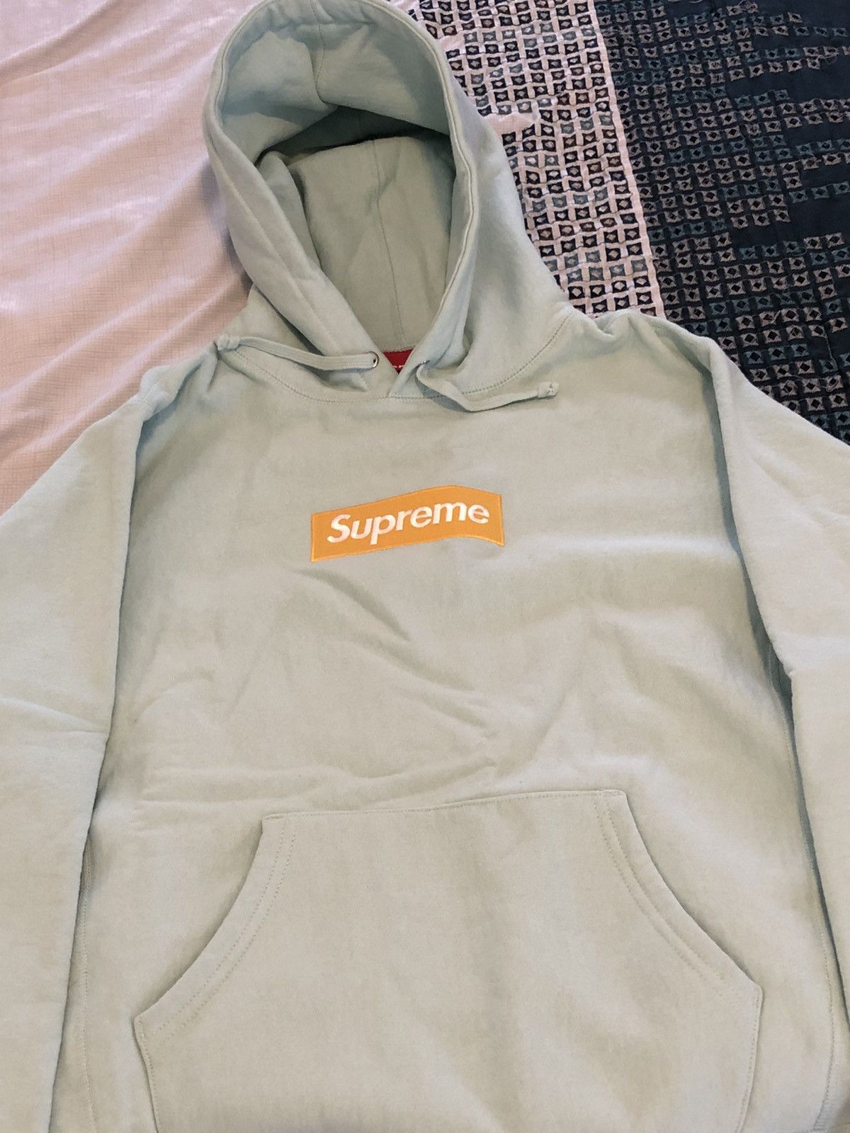 Supreme Supreme Ice Blue Box Logo FW17 Bogo Medium Brand New Grailed