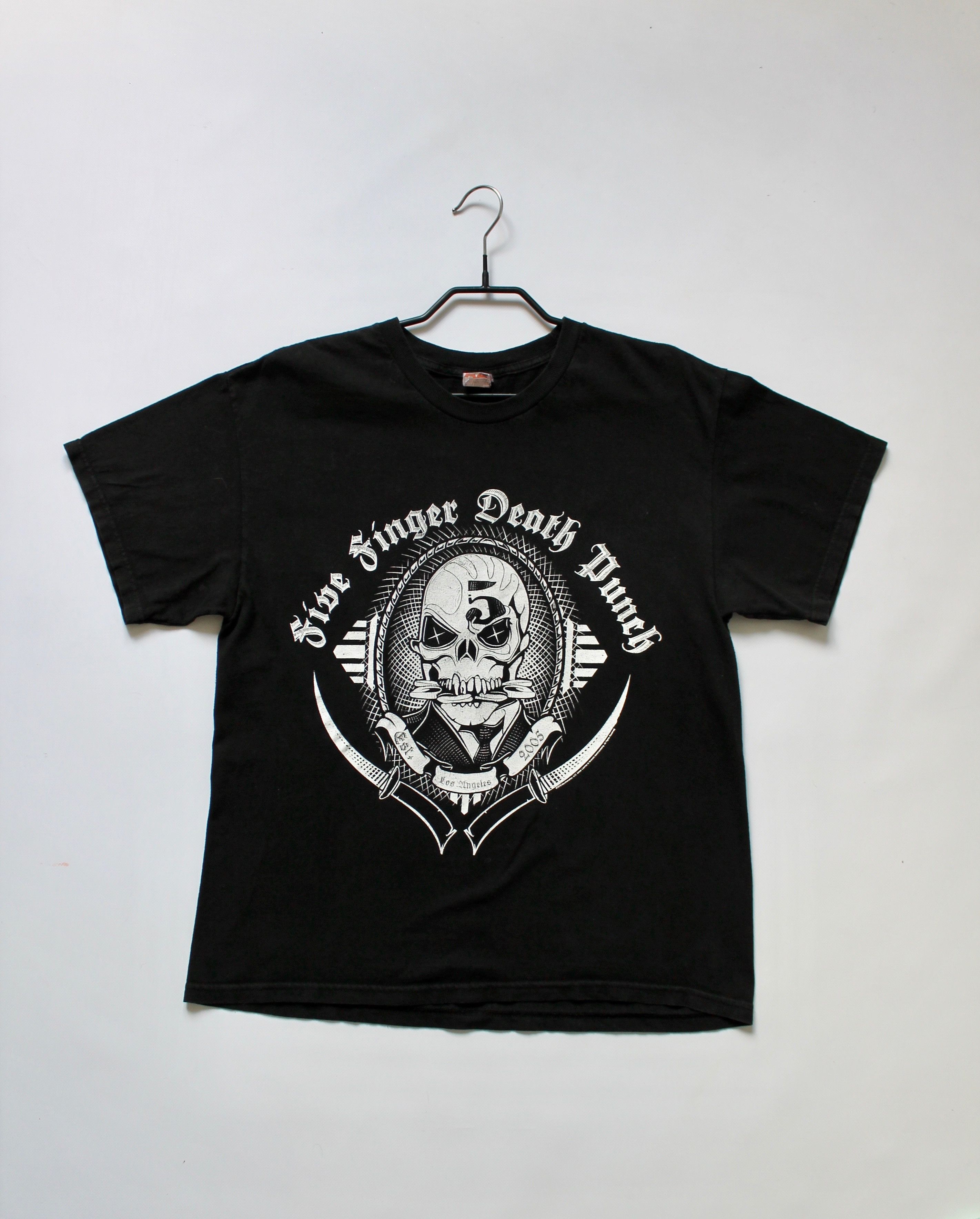 Band Tees Five Finger Death Punch Vintage Band Tees Size L Size US L / EU 52-54 / 3 - 1 Thumbnail