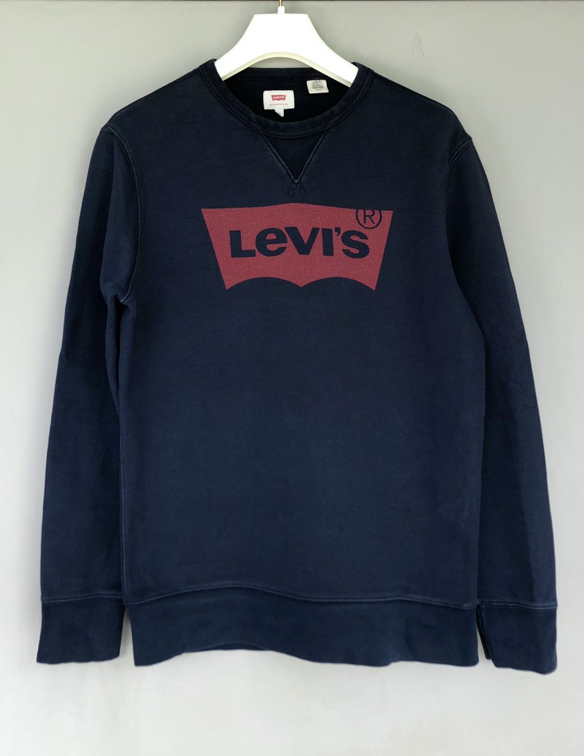 Offers🤝(S/M) Levi’s Sweatshirt