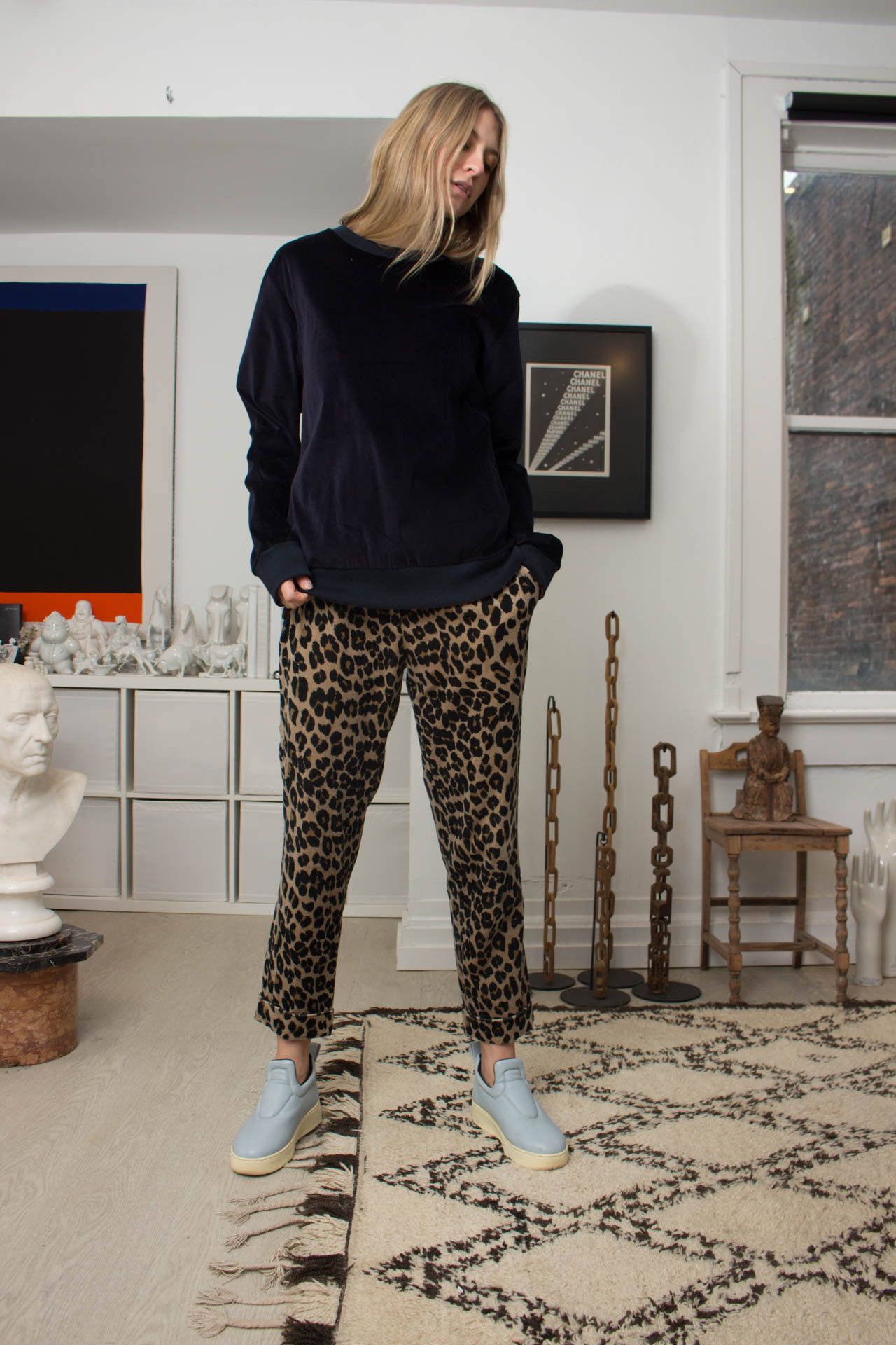 Paul Smith Paul Smith Leopart Print Velvet Pants sz 46 Size 32" / US 10 / IT 46 - 2 Thumbnail