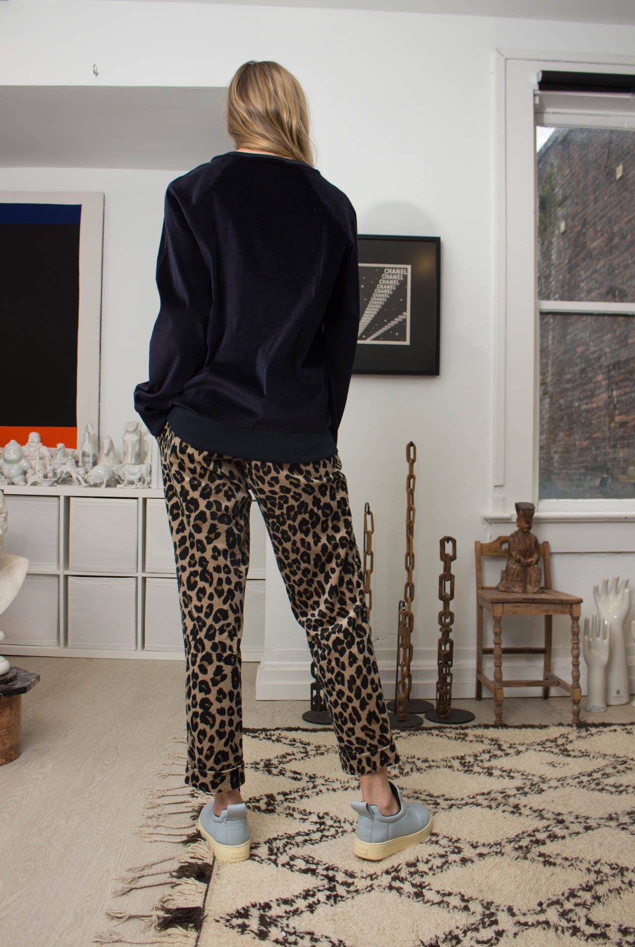 Paul Smith Paul Smith Leopart Print Velvet Pants sz 46 Size 32" / US 10 / IT 46 - 7 Thumbnail