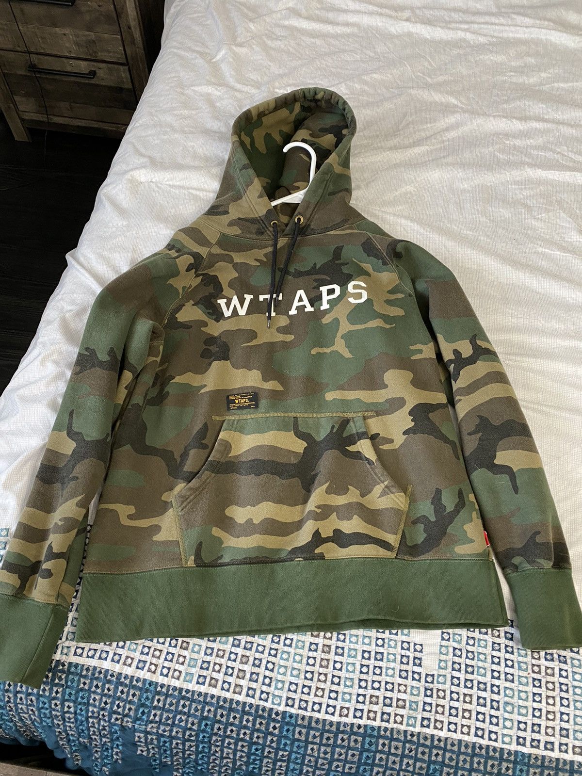 Wtaps camo hoodie sales