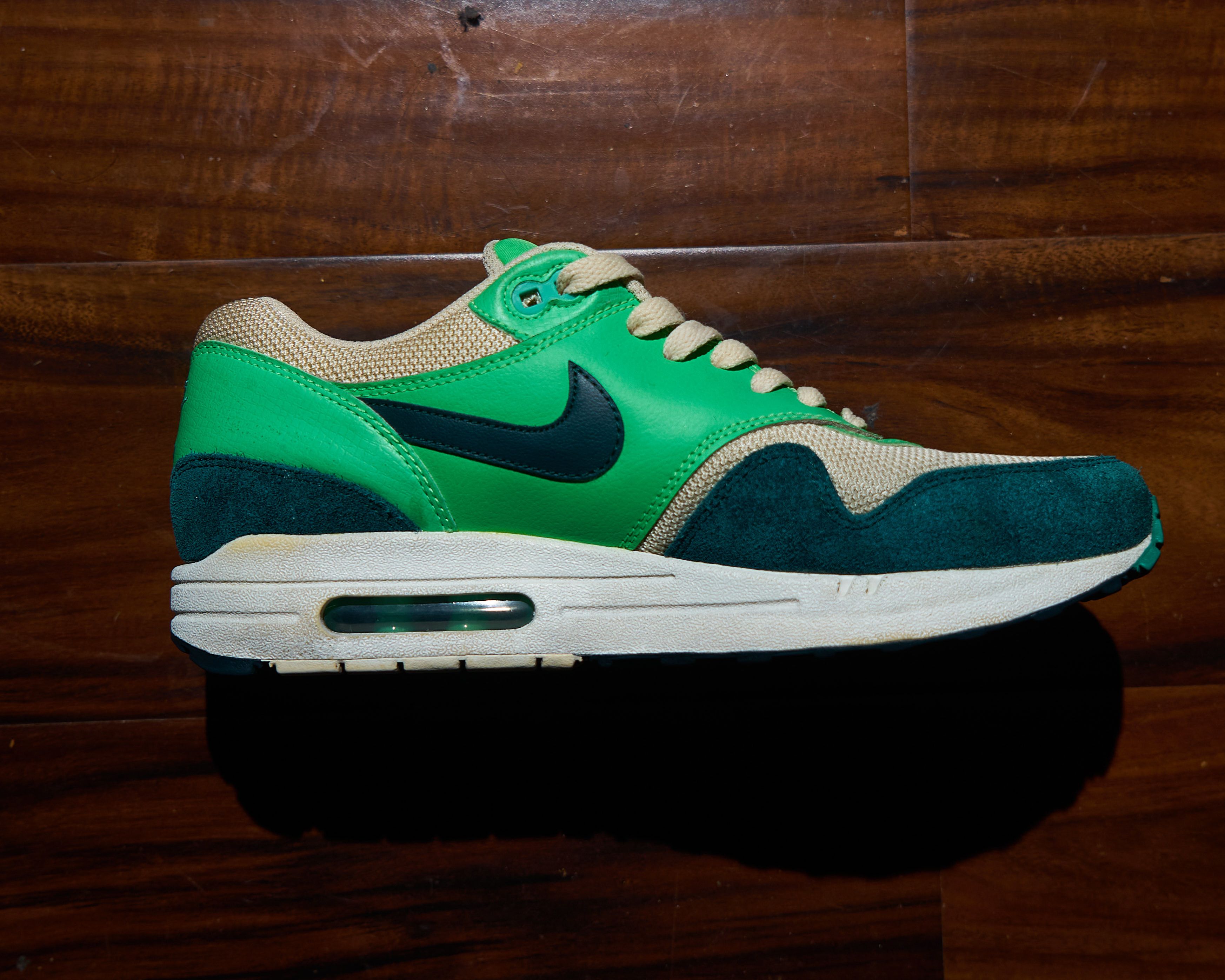 Nike Air Max 1 Essential Atomic Green 2012 Size US 8 / EU 41 - 8 Thumbnail