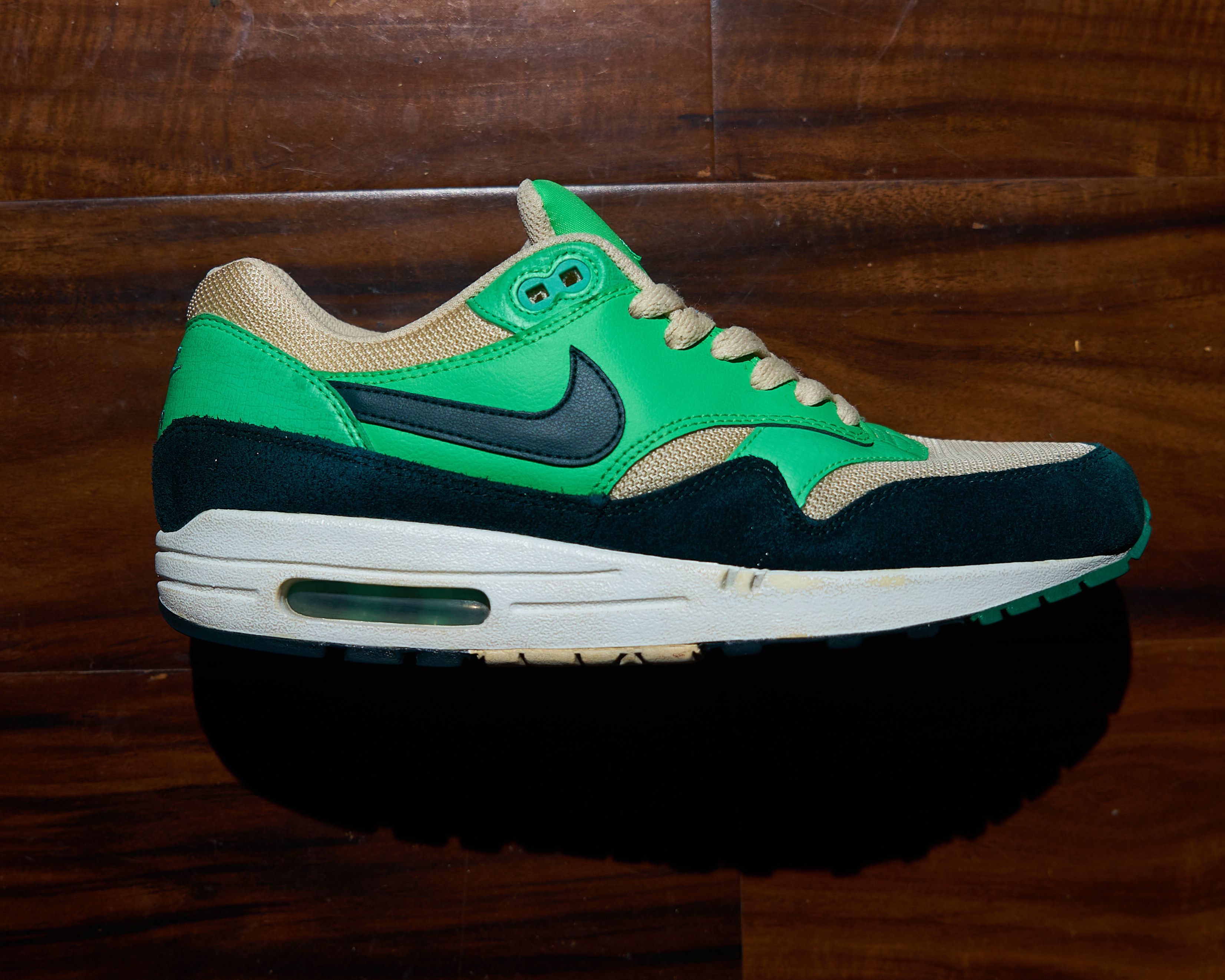 Nike Air Max 1 Essential Atomic Green 2012 Size US 8 / EU 41 - 1 Thumbnail
