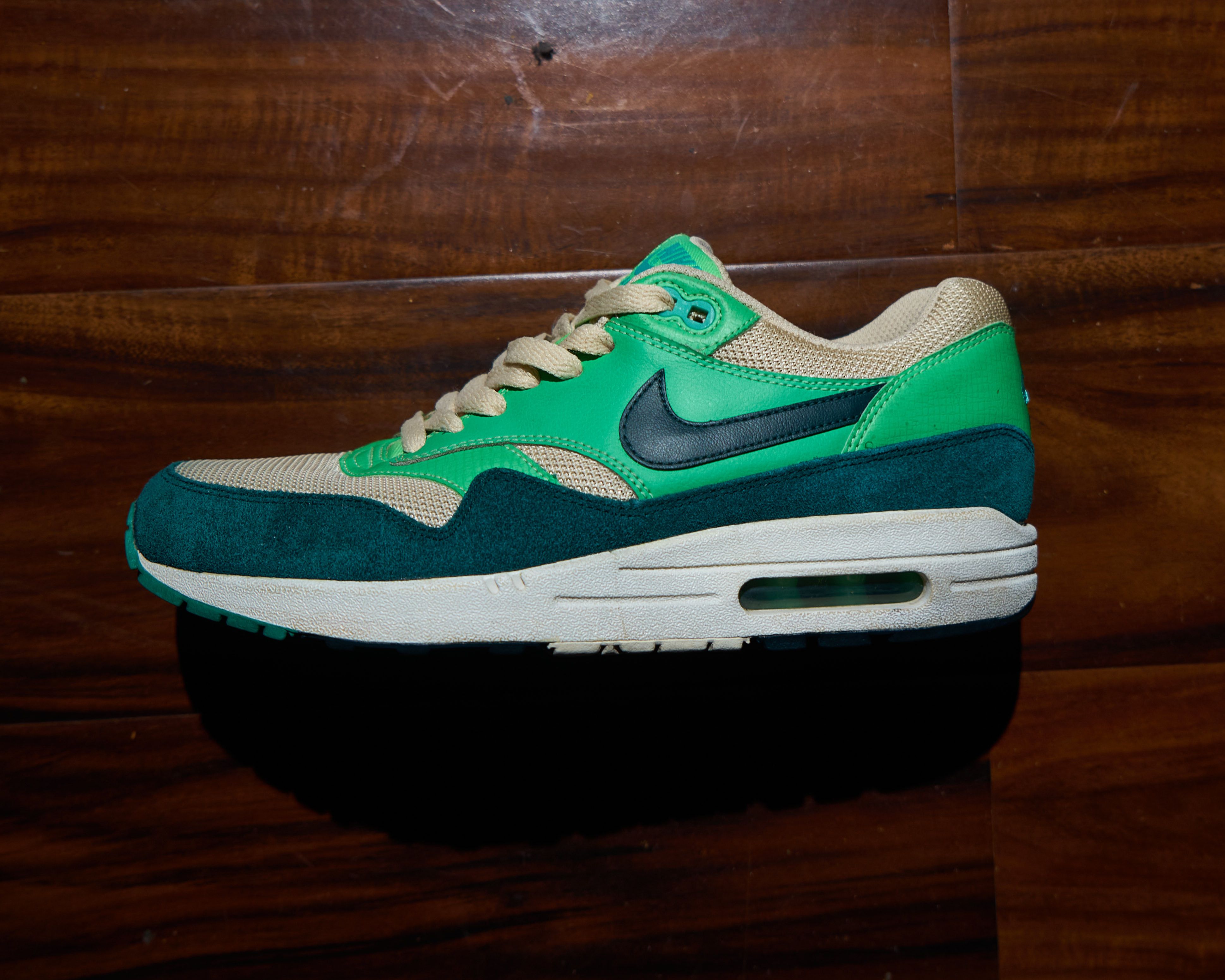 Nike Air Max 1 Essential Atomic Green 2012 Size US 8 / EU 41 - 7 Thumbnail