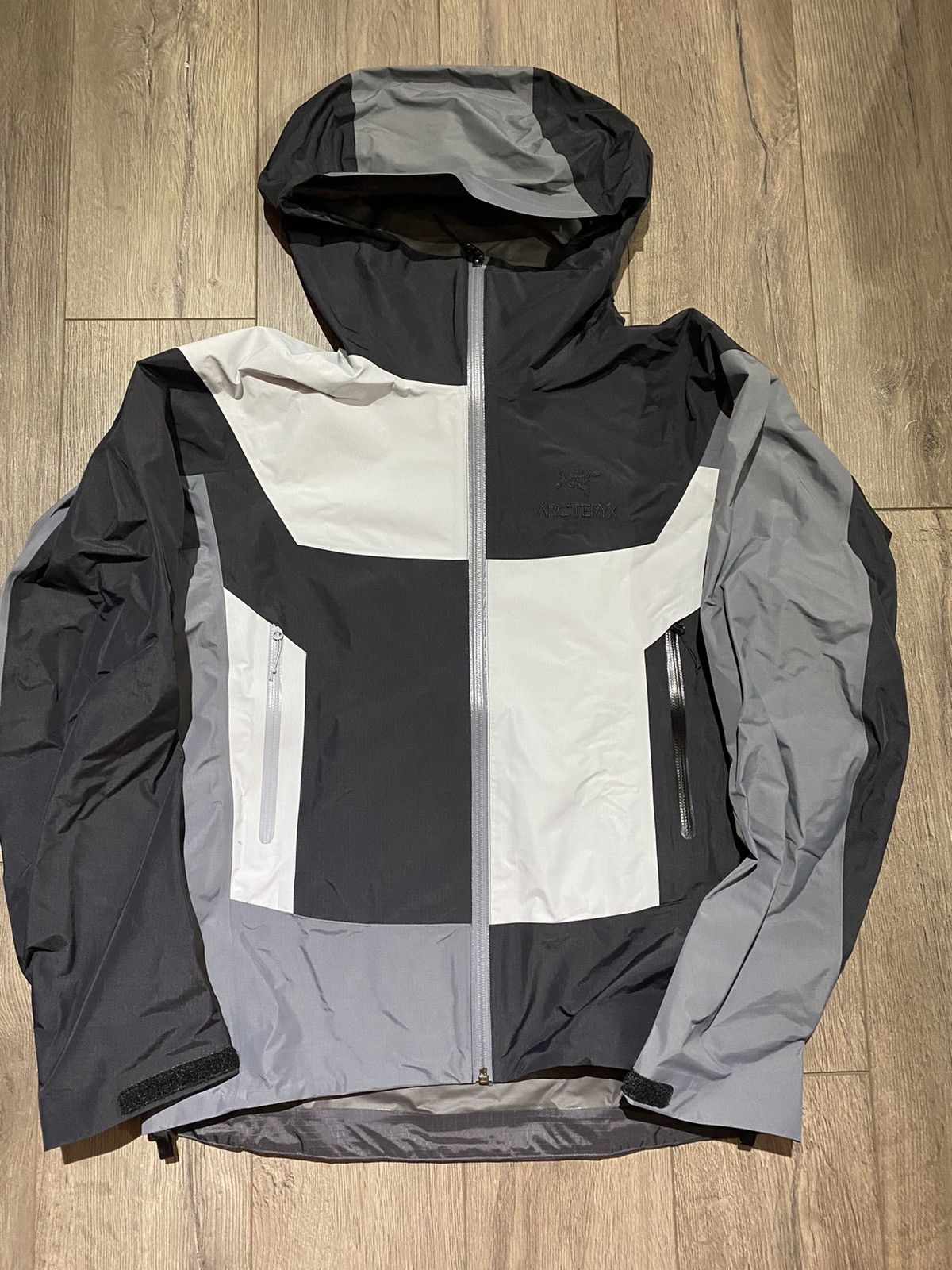 Arc'teryx × Beams Plus NWT Arcteryx x Beams Mantis 26 backpack