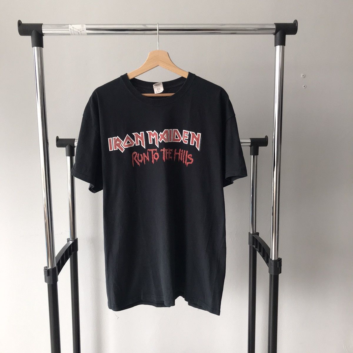 Band Tees 2016 Iron Maiden run to the hills t-shirt Size US XL / EU 56 / 4 - 1 Thumbnail