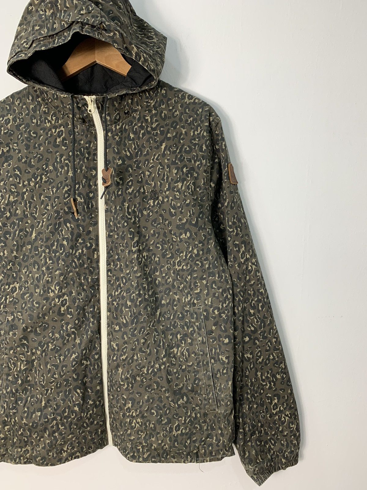Camo Style Leopard Element Hoodie Jacket