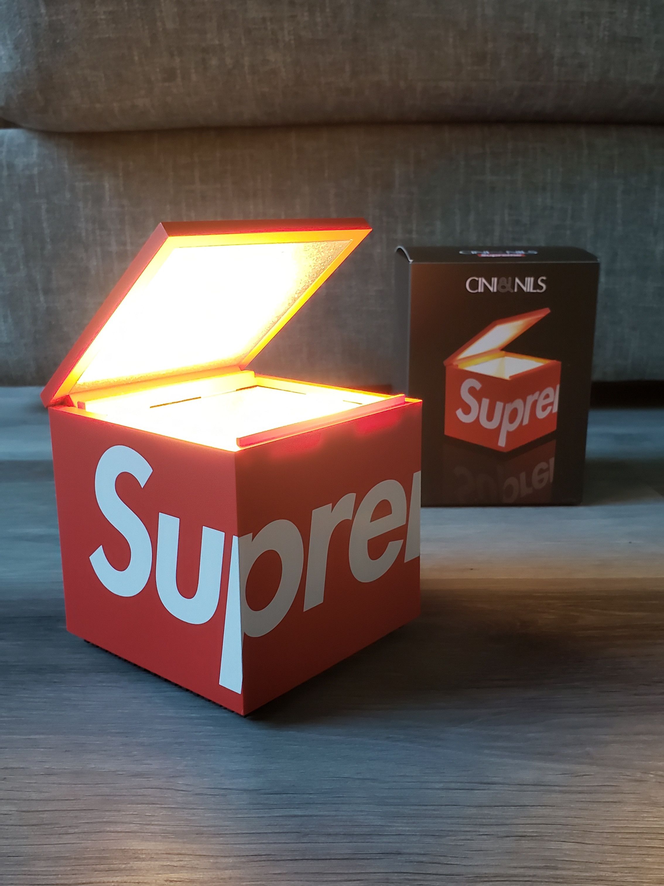 Supreme / Cini \u0026 Nils CuboluceTable Lamp