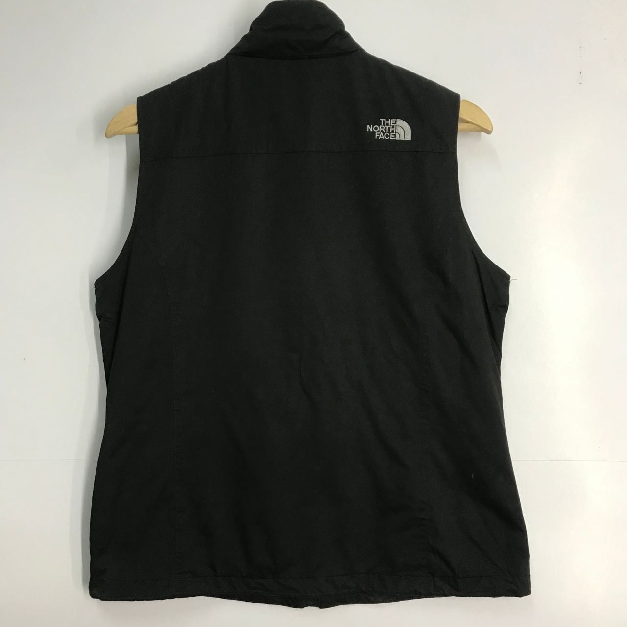 The North Face 🔥 The North Face Black Vest Size US M / EU 48-50 / 2 - 5 Thumbnail