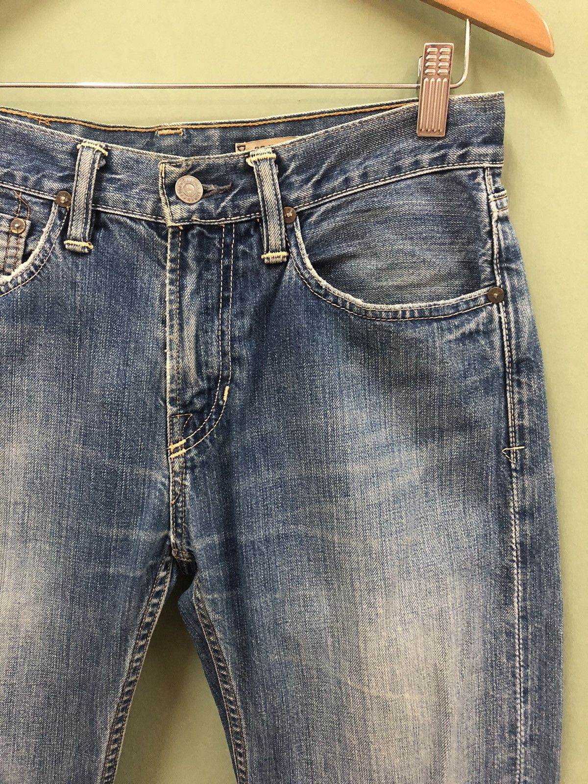 Designer POLO RL - RELAXED FIT MID WASH DISTRESSED JEANS Size US 28 / EU 44 - 5 Thumbnail