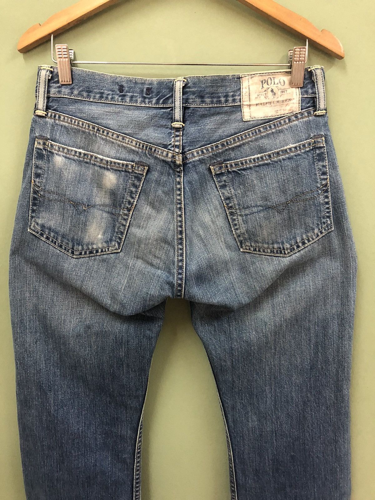 Designer POLO RL - RELAXED FIT MID WASH DISTRESSED JEANS Size US 28 / EU 44 - 7 Thumbnail