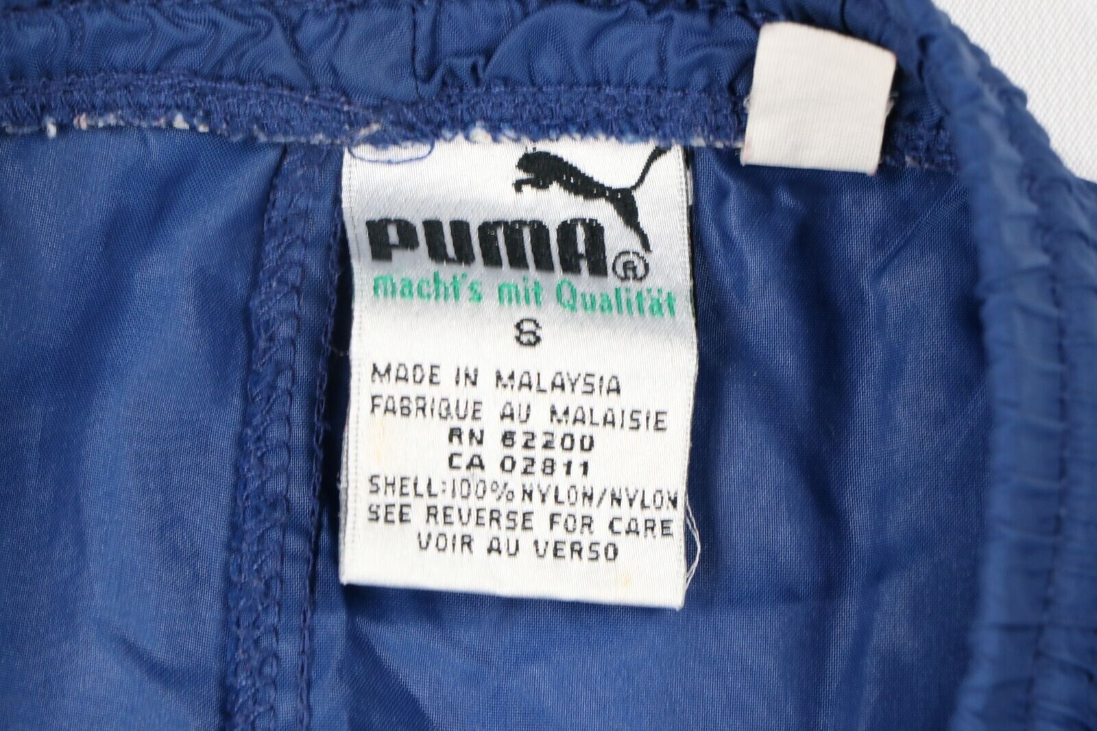 Vintage Vintage 90s Puma Spell Out Nylon Tapered Leg Pants Blue Size US 30 / EU 46 - 5 Thumbnail