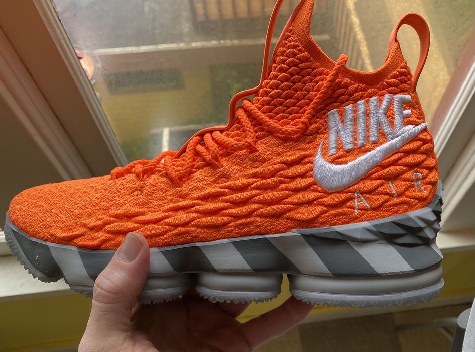 Lebron 15 hot sale orange box