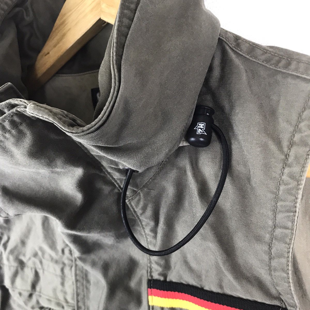 Hysteric Glamour Vintage Japanese Designer Hysteric Glamour Army Design Vest Size US S / EU 44-46 / 1 - 3 Thumbnail