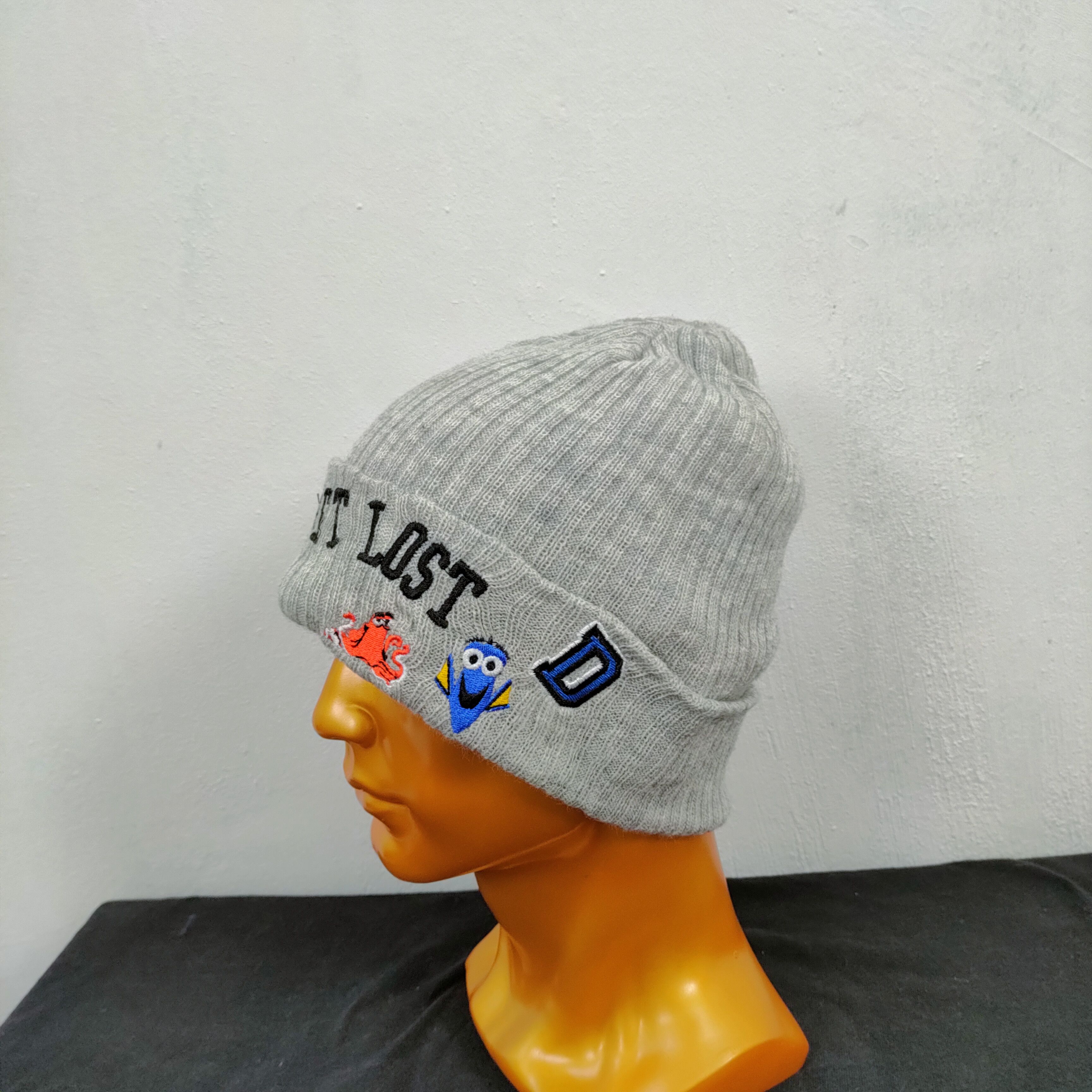 Cartoon Network × Disney × Forever 21 💥 BESTOFFER 💥 DISNEY x FOREVER21 GET LOSTBEANIE HAT Size ONE SIZE - 2 Thumbnail