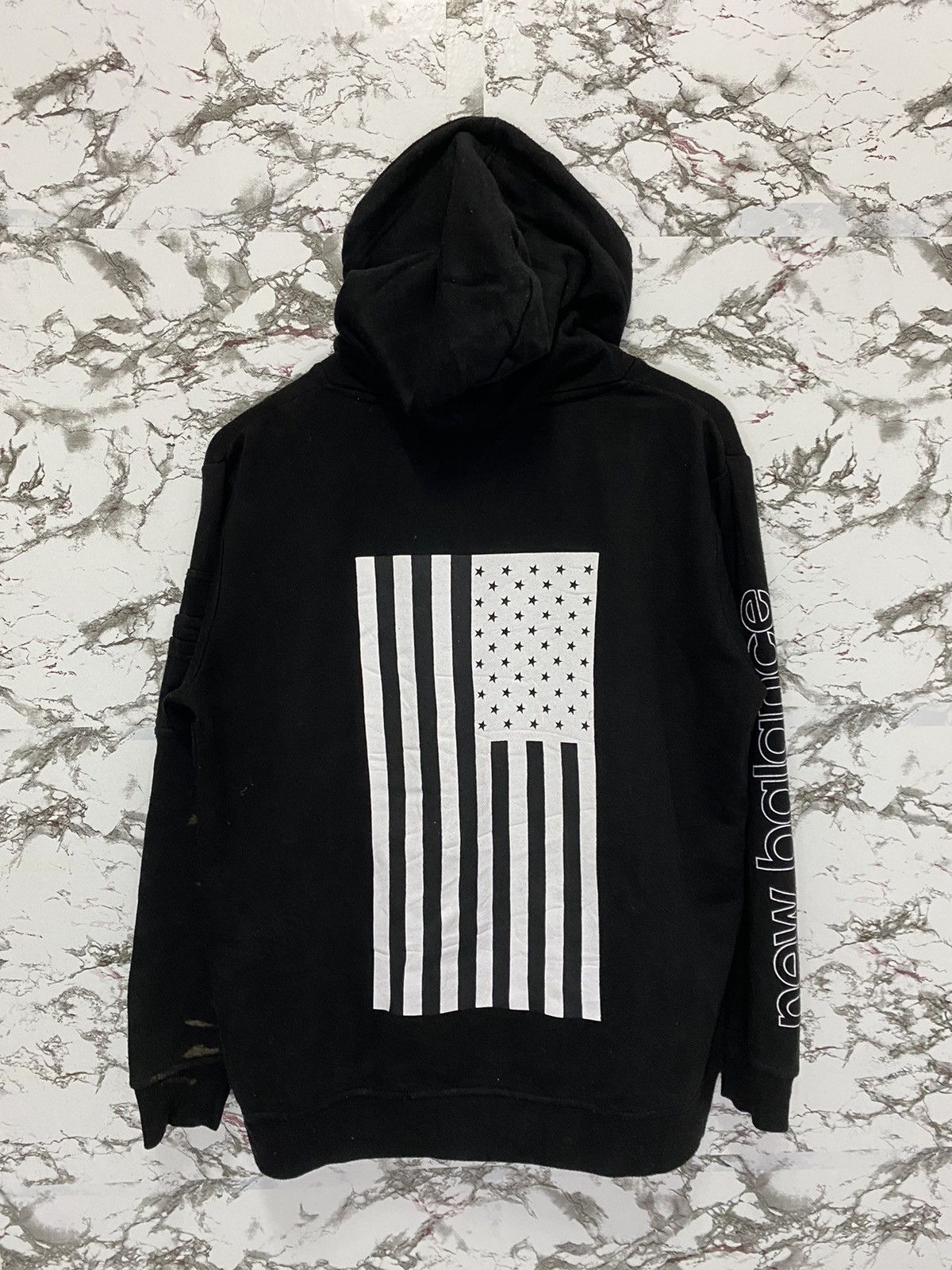 New Balance New Balance Spell Out Usa Flag Hoodie Sweatshirt Size US M / EU 48-50 / 2 - 13 Thumbnail