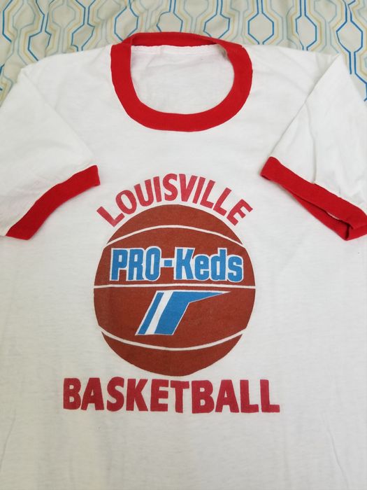 The 80's Louisville Hoops Tee