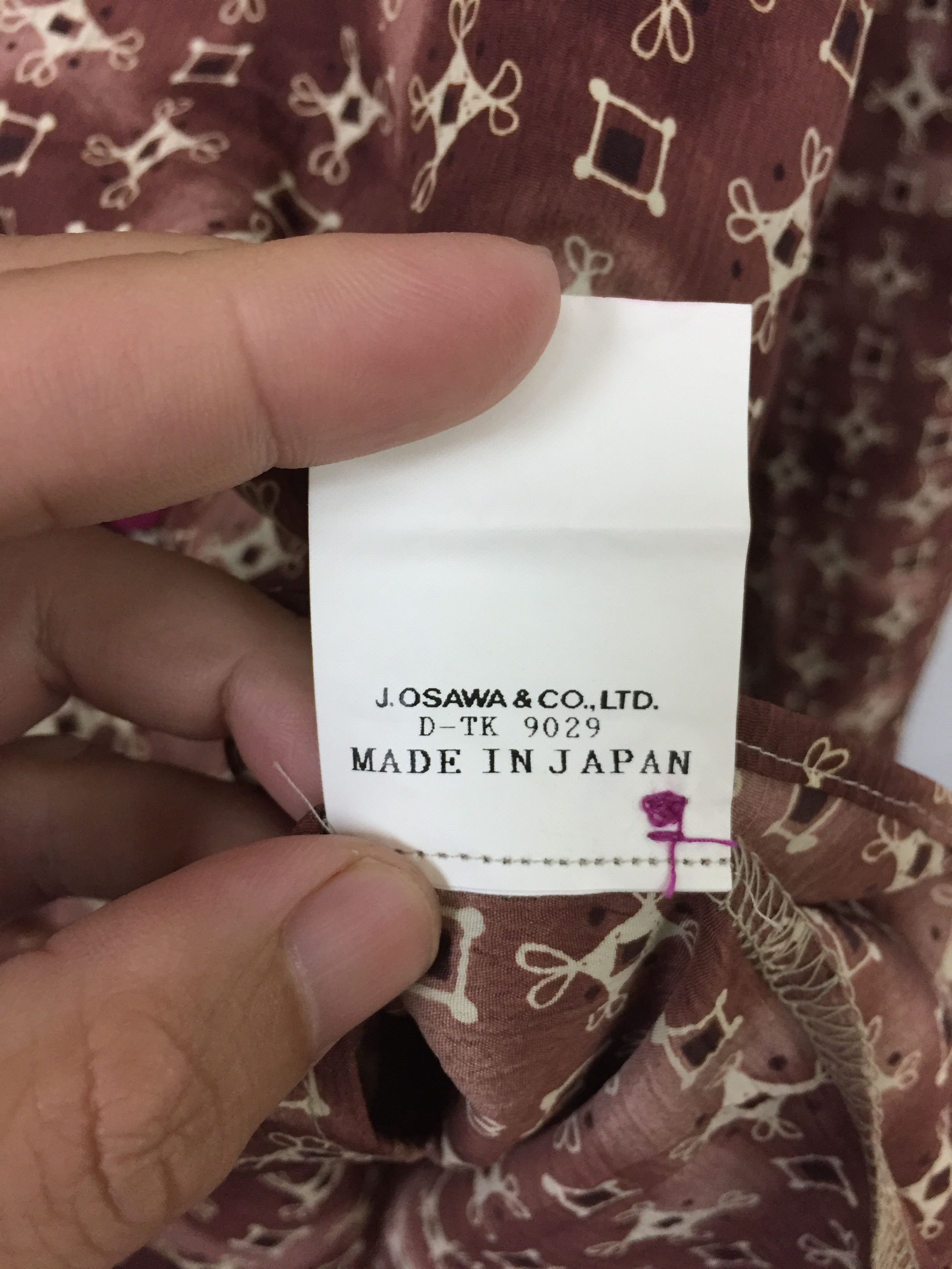 Guess × Vintage 90's Guess Button up native print 100% polyester Size US L / EU 52-54 / 3 - 8 Thumbnail