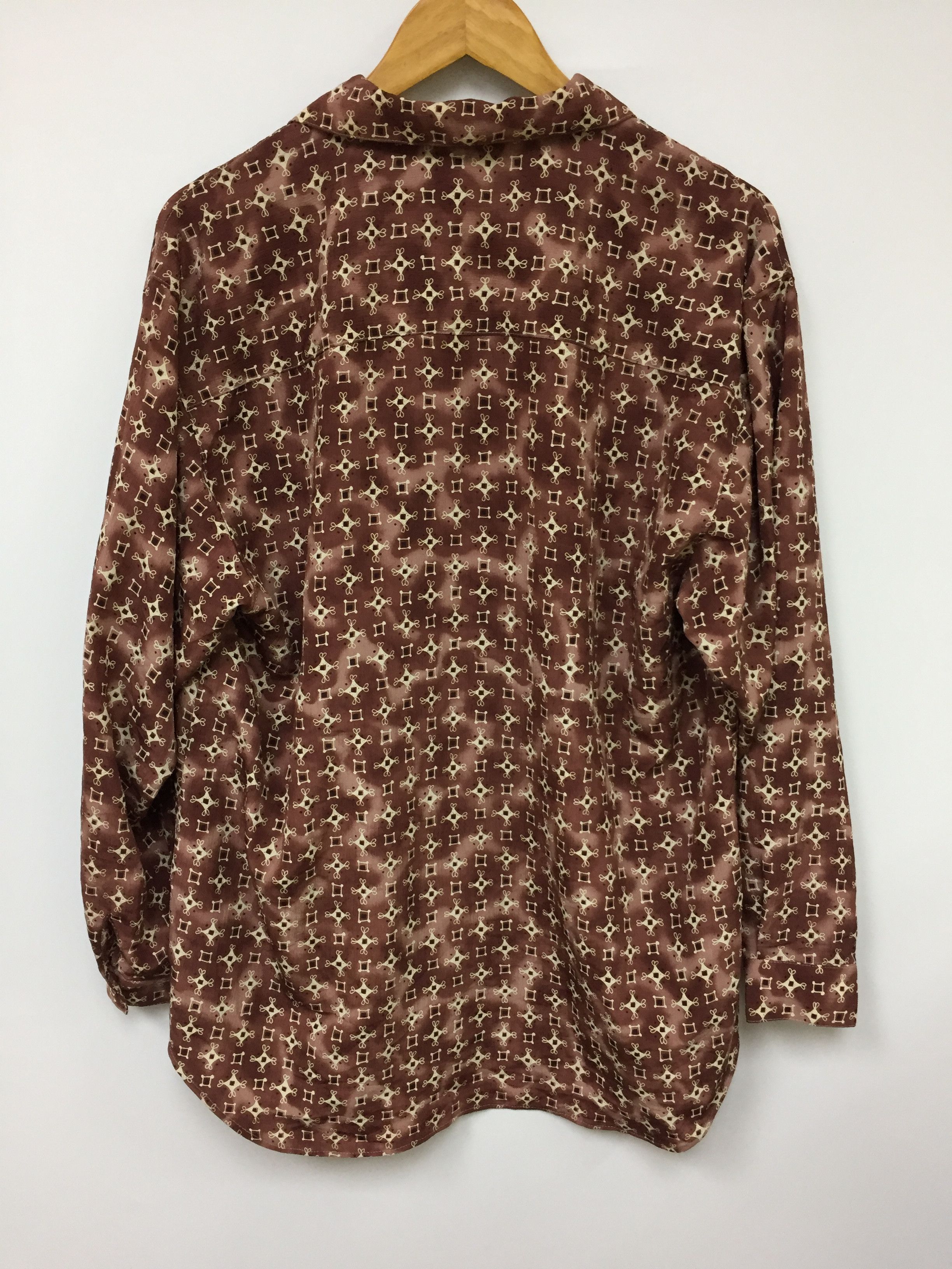 Guess × Vintage 90's Guess Button up native print 100% polyester Size US L / EU 52-54 / 3 - 5 Thumbnail