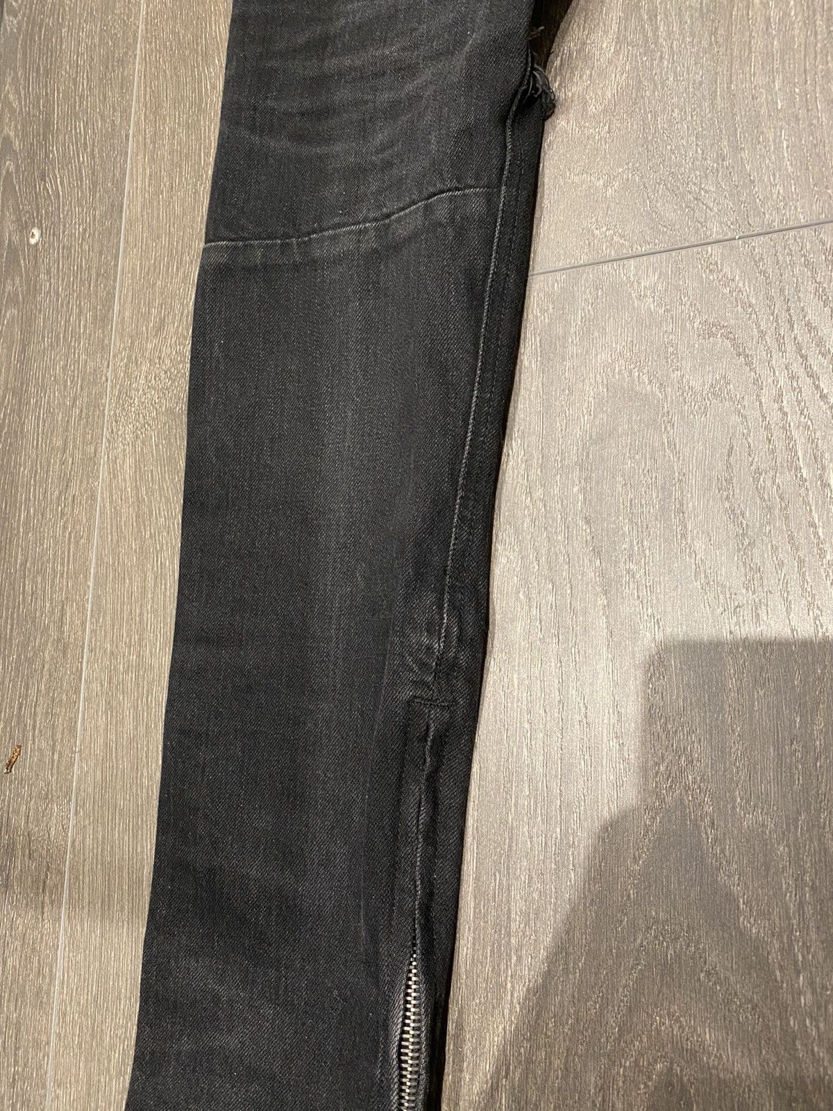 Fear of God Rare Fourth Collection Low Zipper Ripped Washed Jeans Size US 32 / EU 48 - 4 Thumbnail