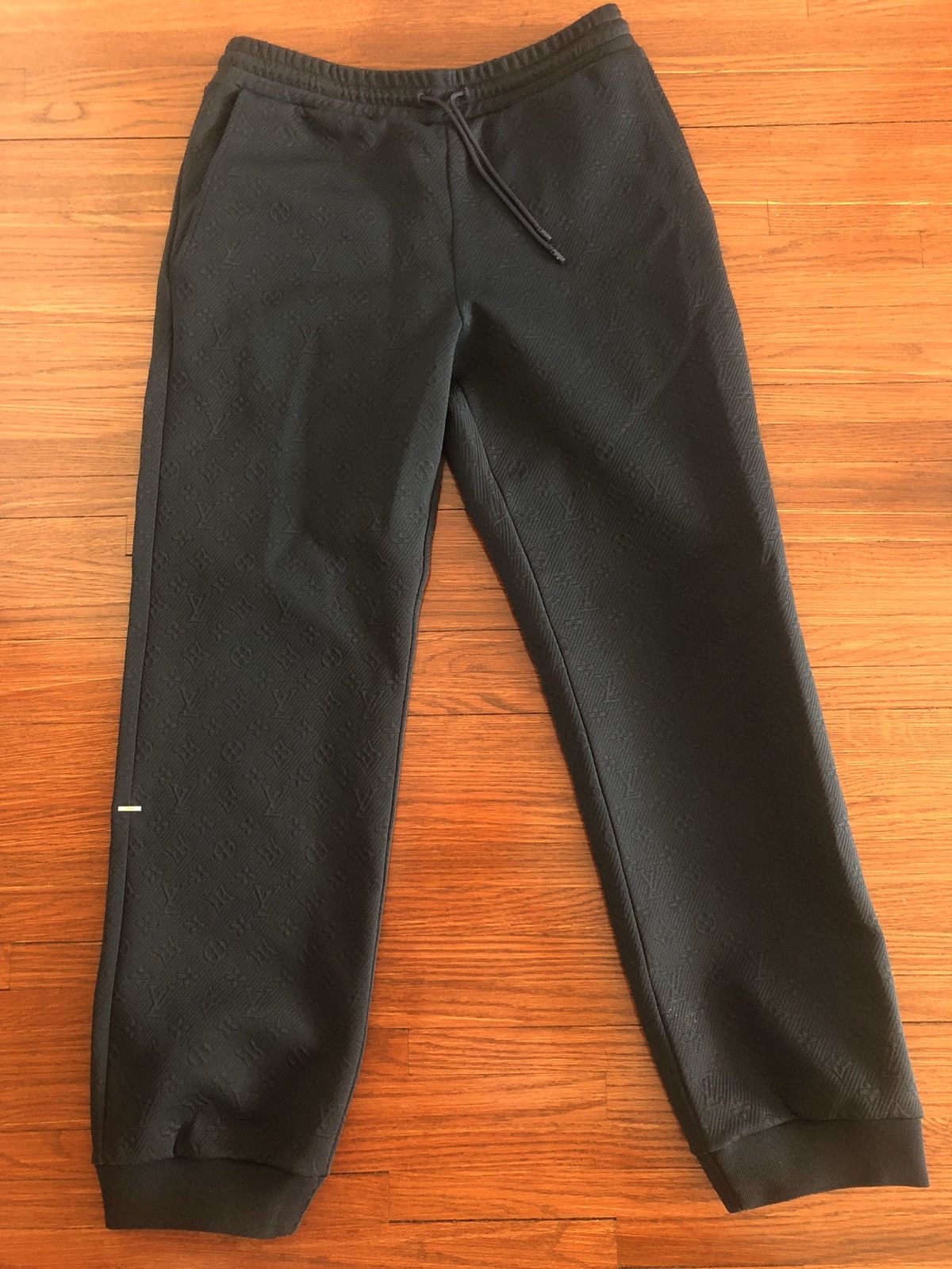 Louis Vuitton LOUISVUITTON Size: XXL 23SS RM231Q ZLW HON41W Logo embroidery  nylon hybrid jogging long pants