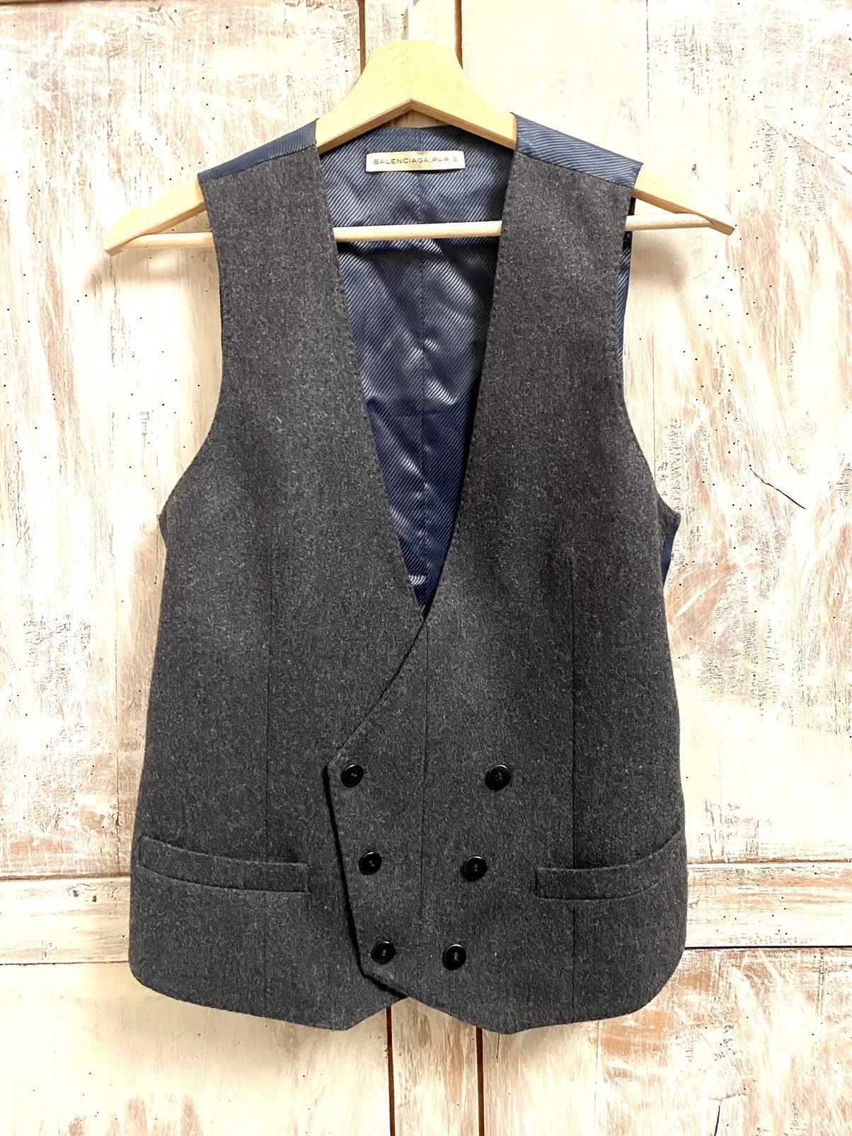 Balenciaga Balenciaga by Nicolas Ghesquiere Sleeveless jacket 46 