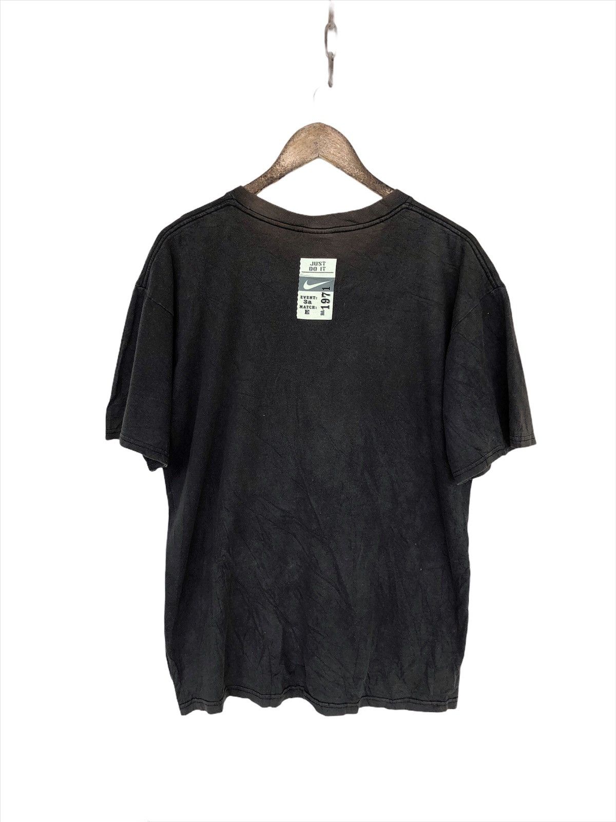 Nike HYPE🔥Y2K Nike Honolulu Marathon Distressed Shirt Size US L / EU 52-54 / 3 - 4 Thumbnail