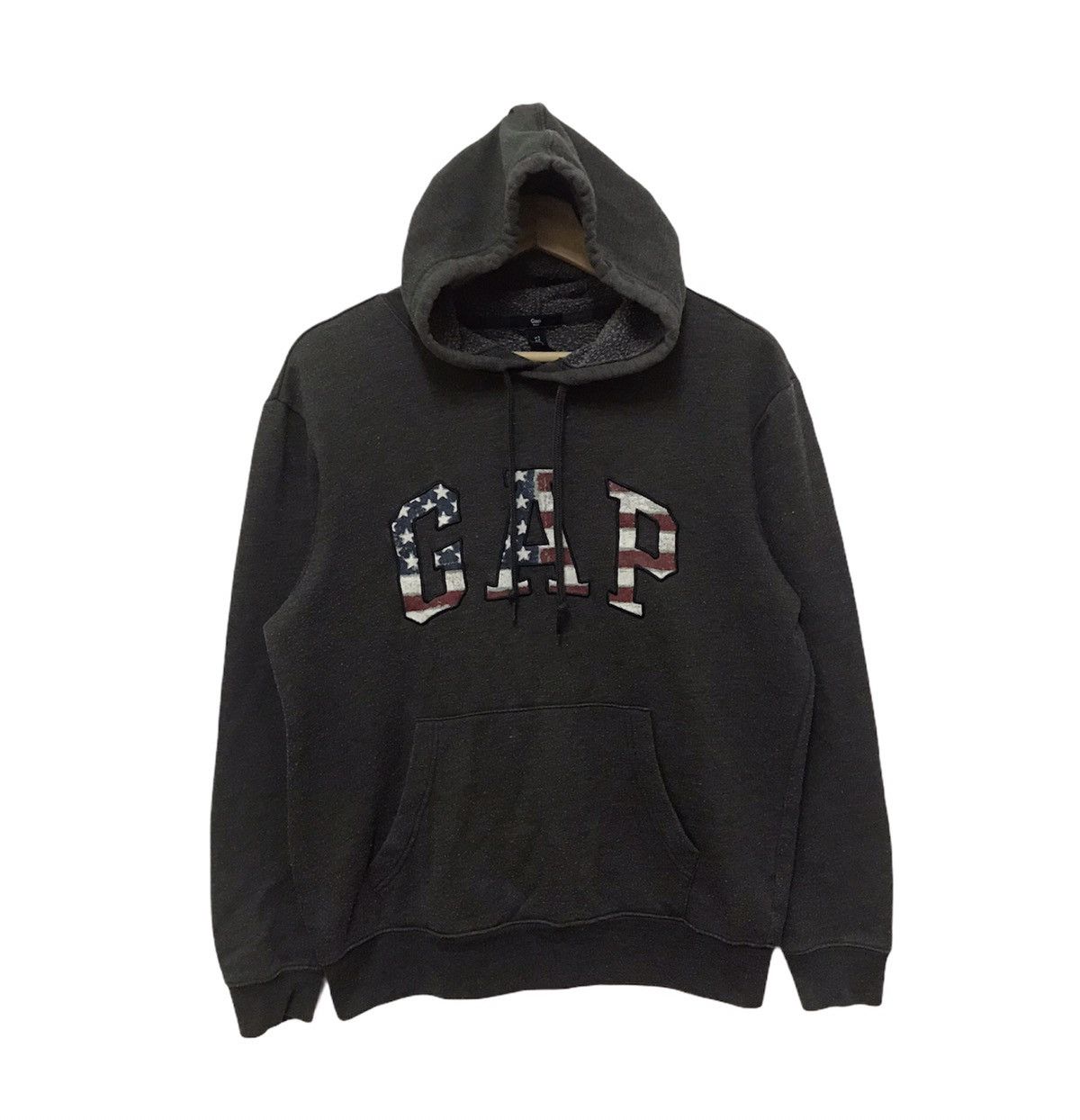 Gap Vintage Gap Hoodie Sweatshirt Big Logo Size US S / EU 44-46 / 1 - 1 Thumbnail