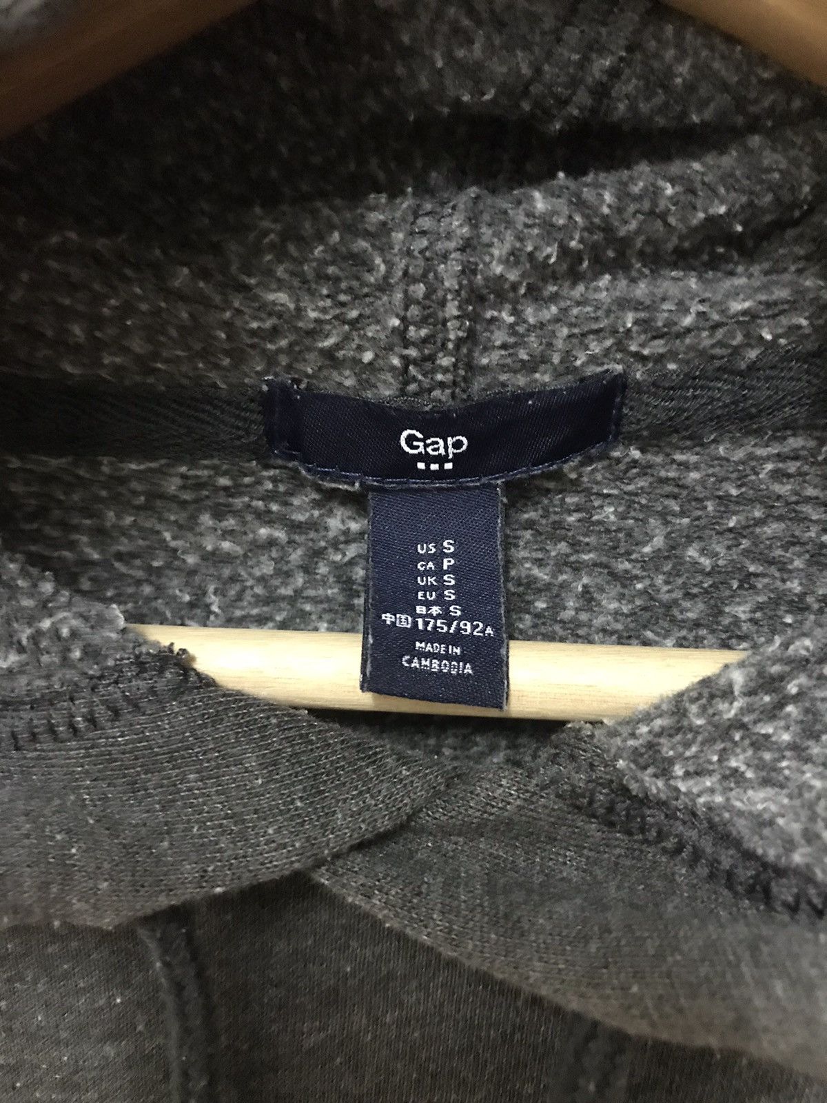 Gap Vintage Gap Hoodie Sweatshirt Big Logo Size US S / EU 44-46 / 1 - 4 Thumbnail