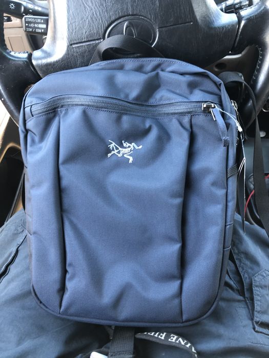 Arc Teryx Sling bag Grailed