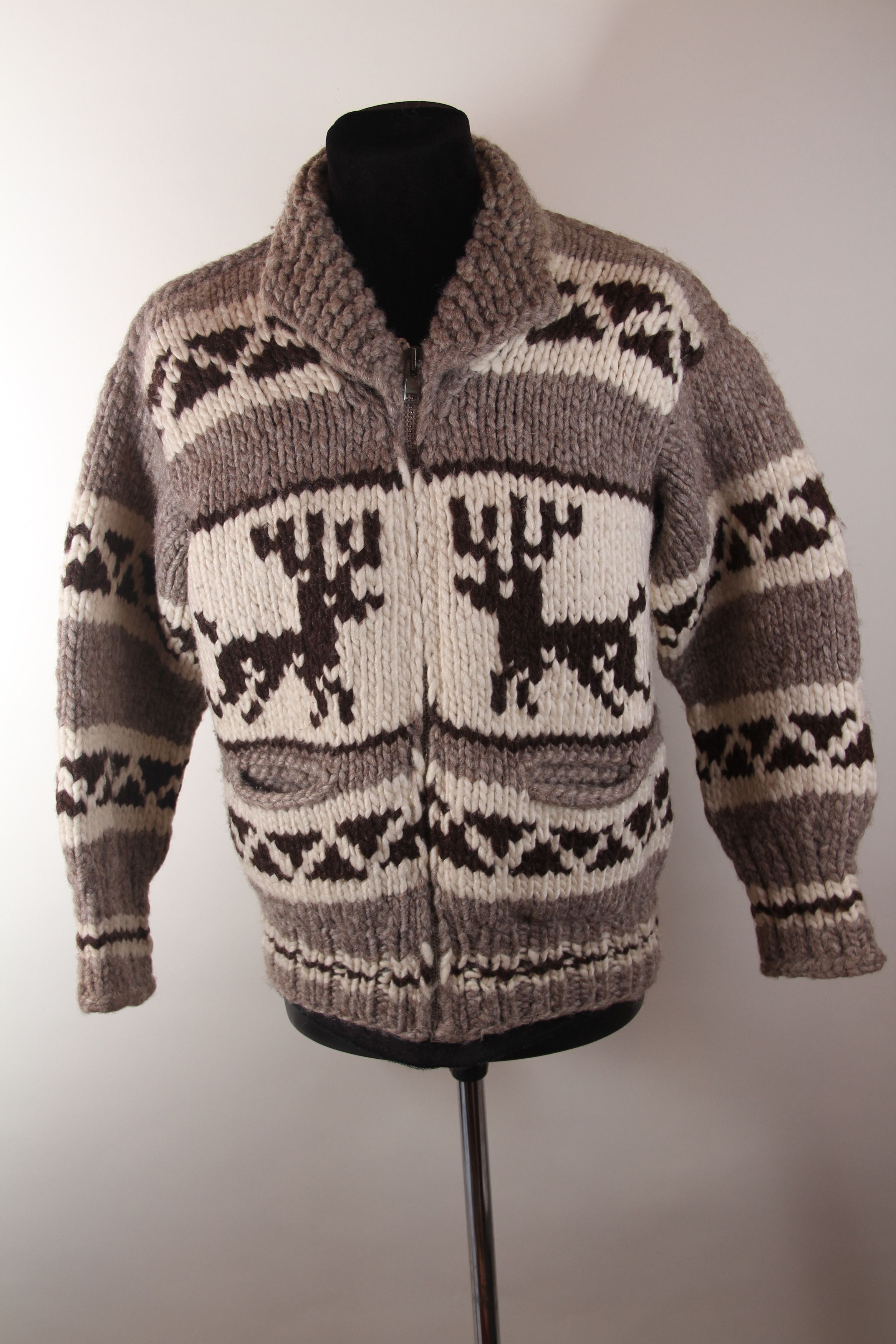 Cowichan Indian Deer Wool Sweater Hand Knit 002889
