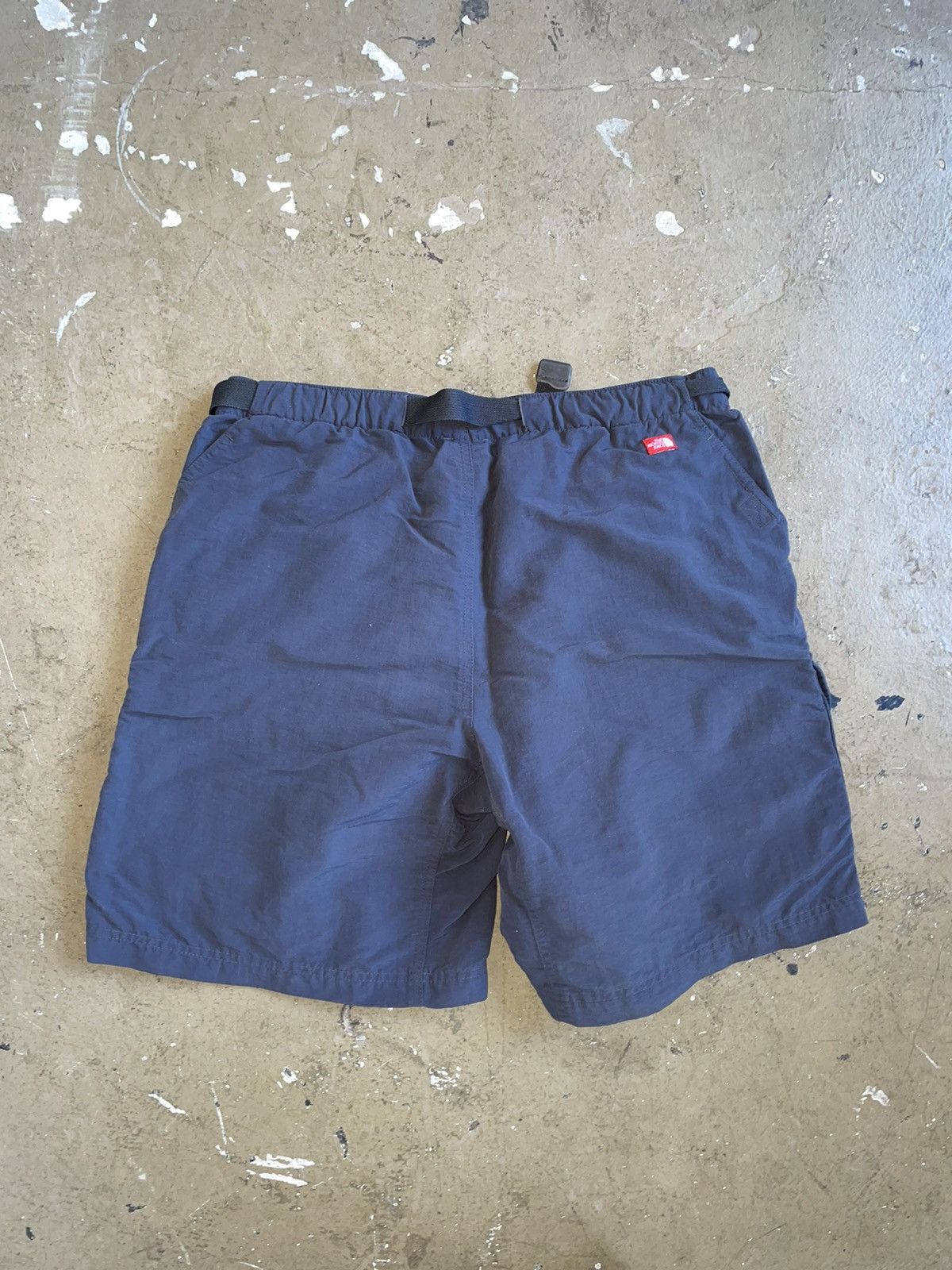 The North Face × Vintage Vintage The North Face Shorts Size US 30 / EU 46 - 2 Thumbnail