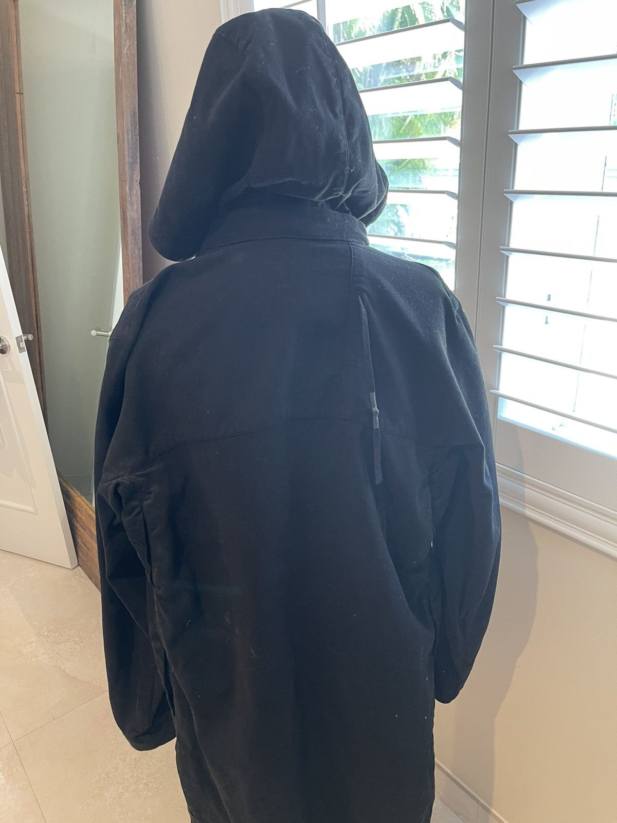 Long hooded jacket