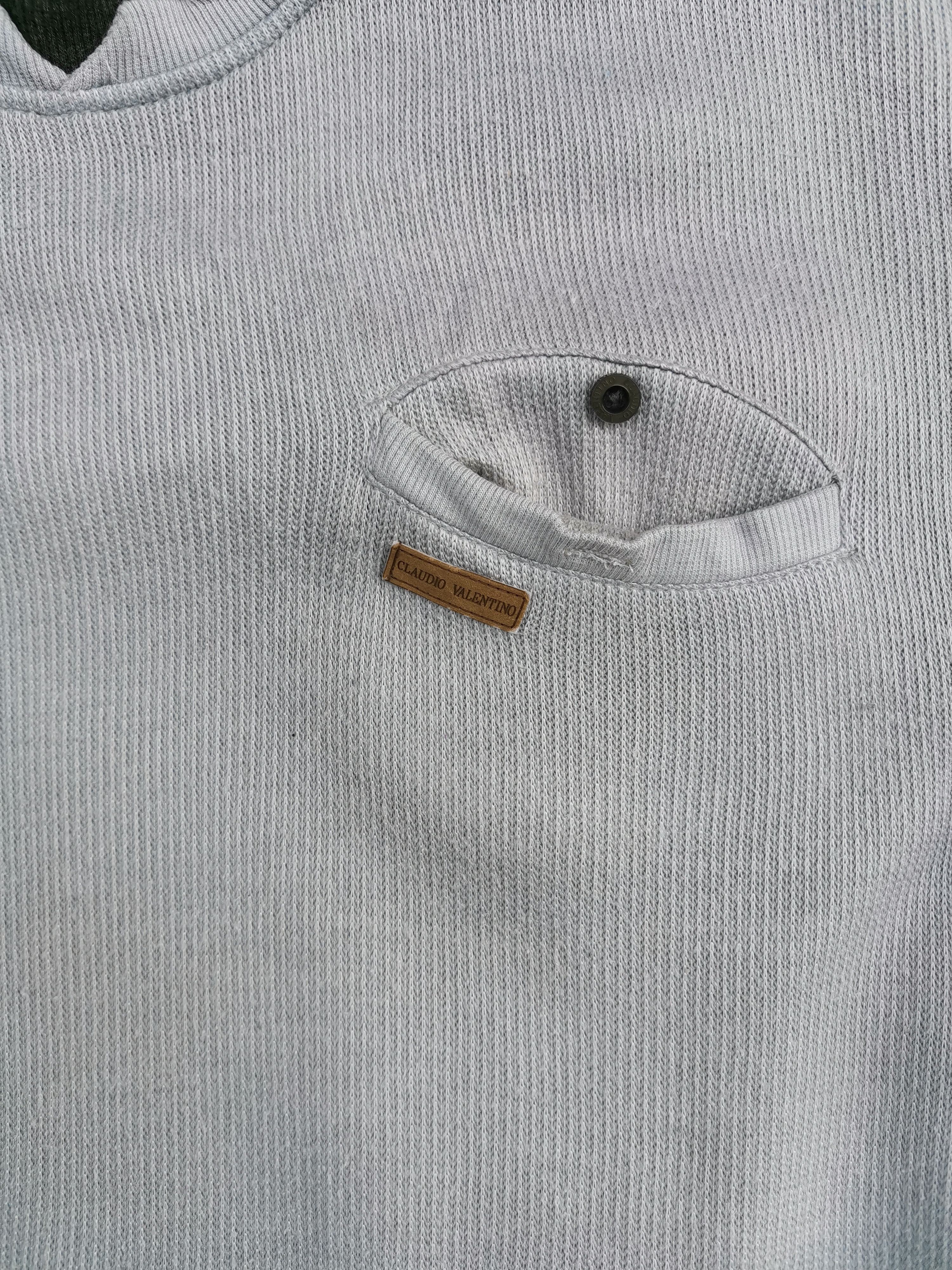 Valentino Vintage Claudio Valentino Small Logo Sweatshirt Size US L / EU 52-54 / 3 - 7 Thumbnail