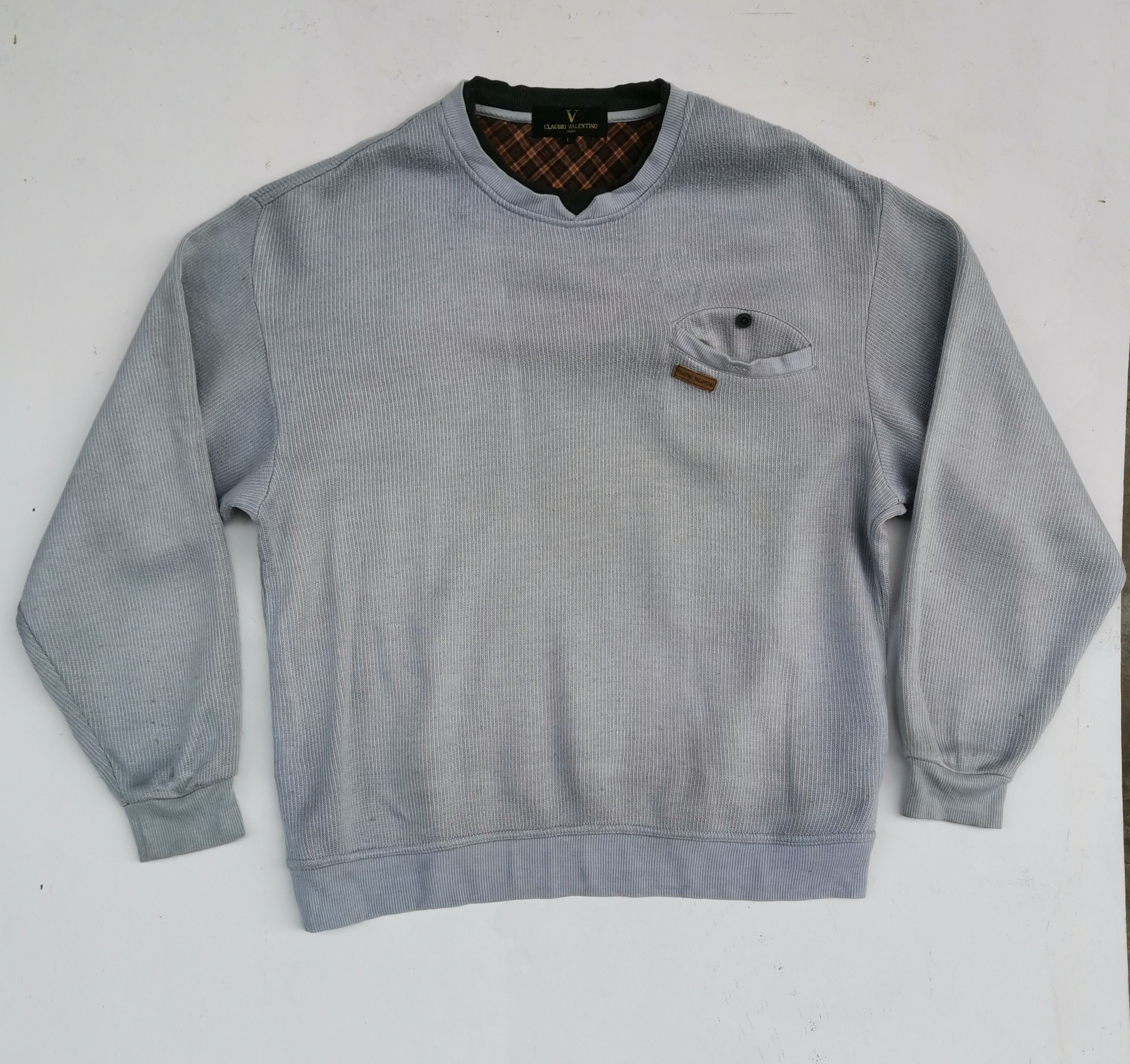 Valentino Vintage Claudio Valentino Small Logo Sweatshirt Size US L / EU 52-54 / 3 - 1 Thumbnail